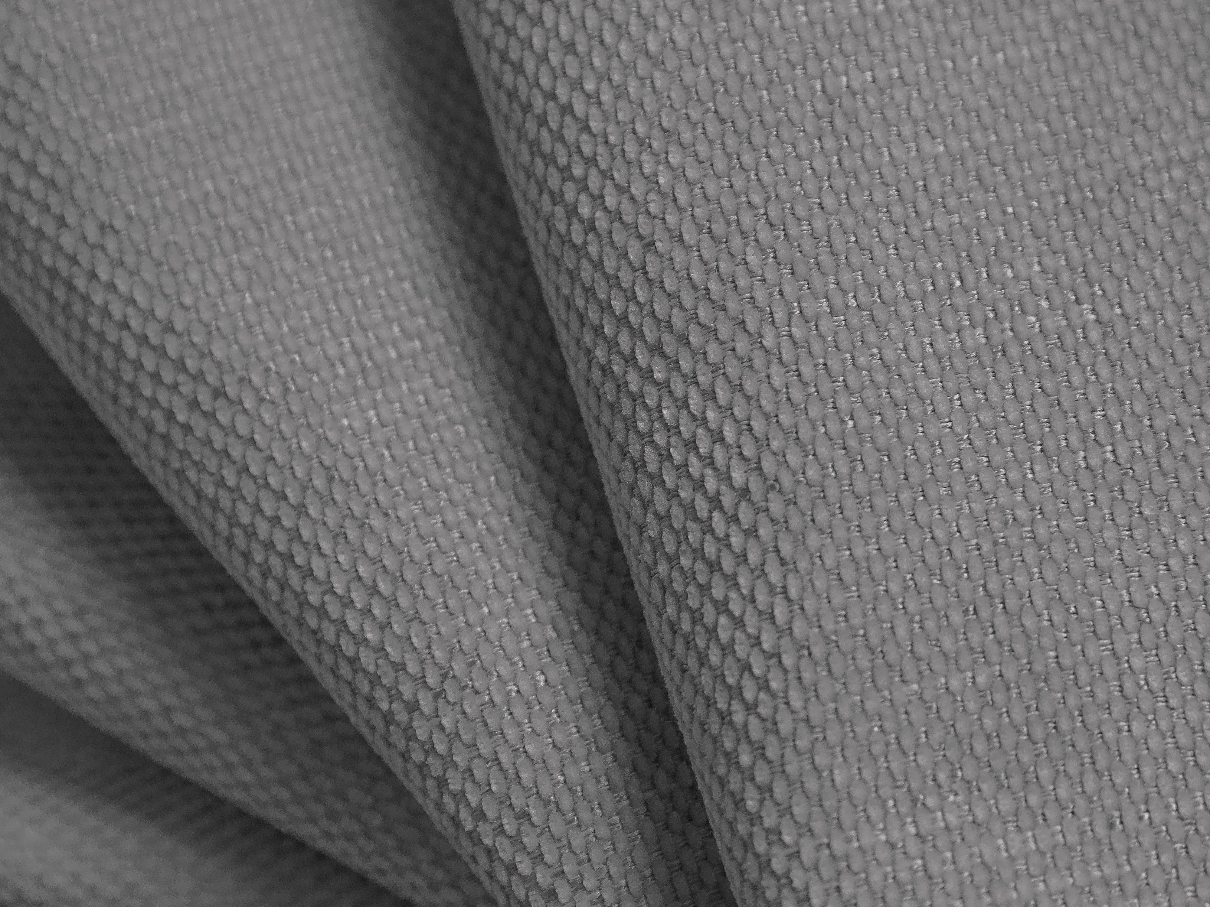 Puf w tkaninie chenillowej LOLA jasnoszary Windsor & Co Eye on Design