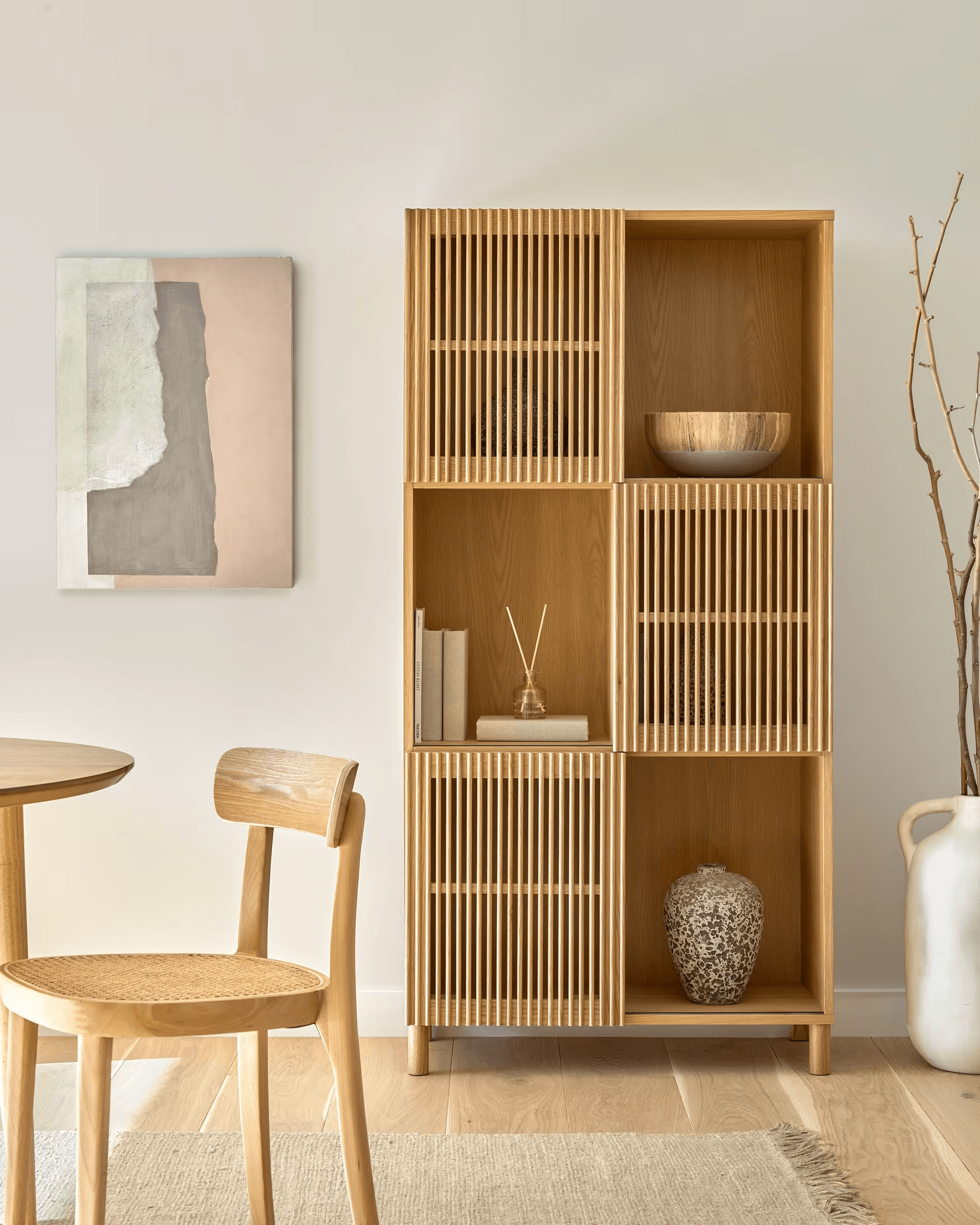 Regał BEYLA lite drewno dębowe La Forma Eye on Design