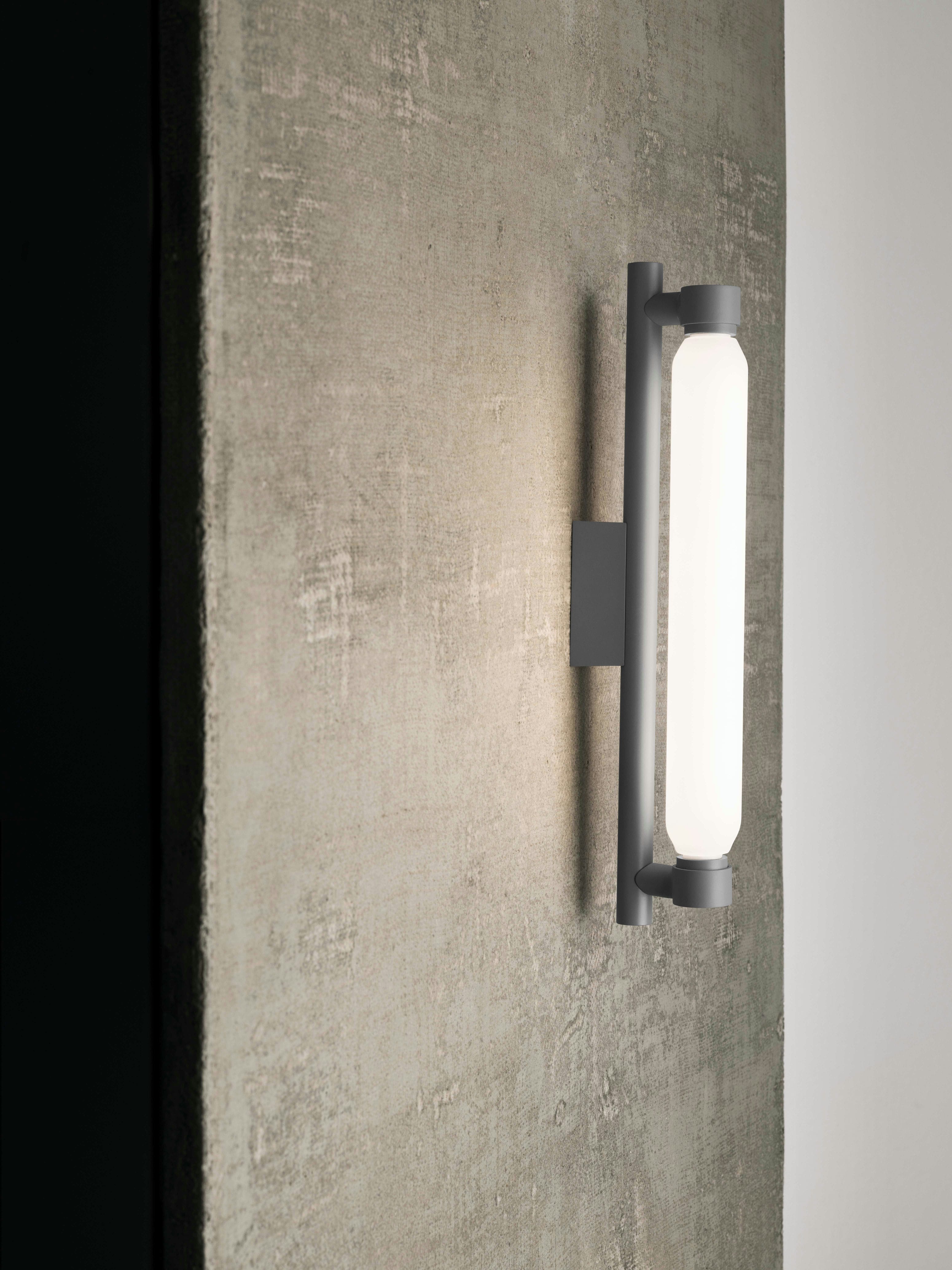 La Roche Wandlampe grau