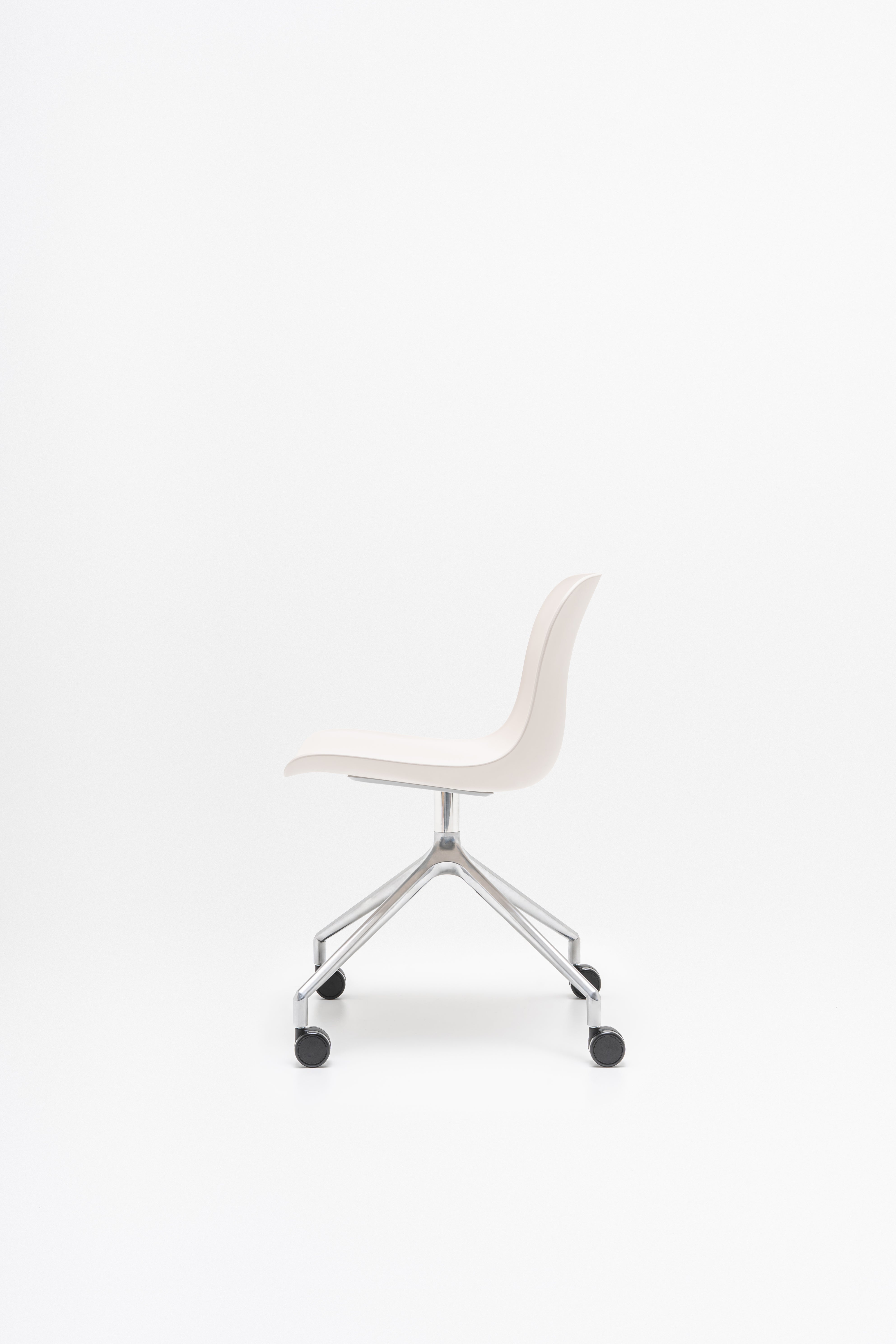 Baltic 2 Basic Aluminium Drehstuhl