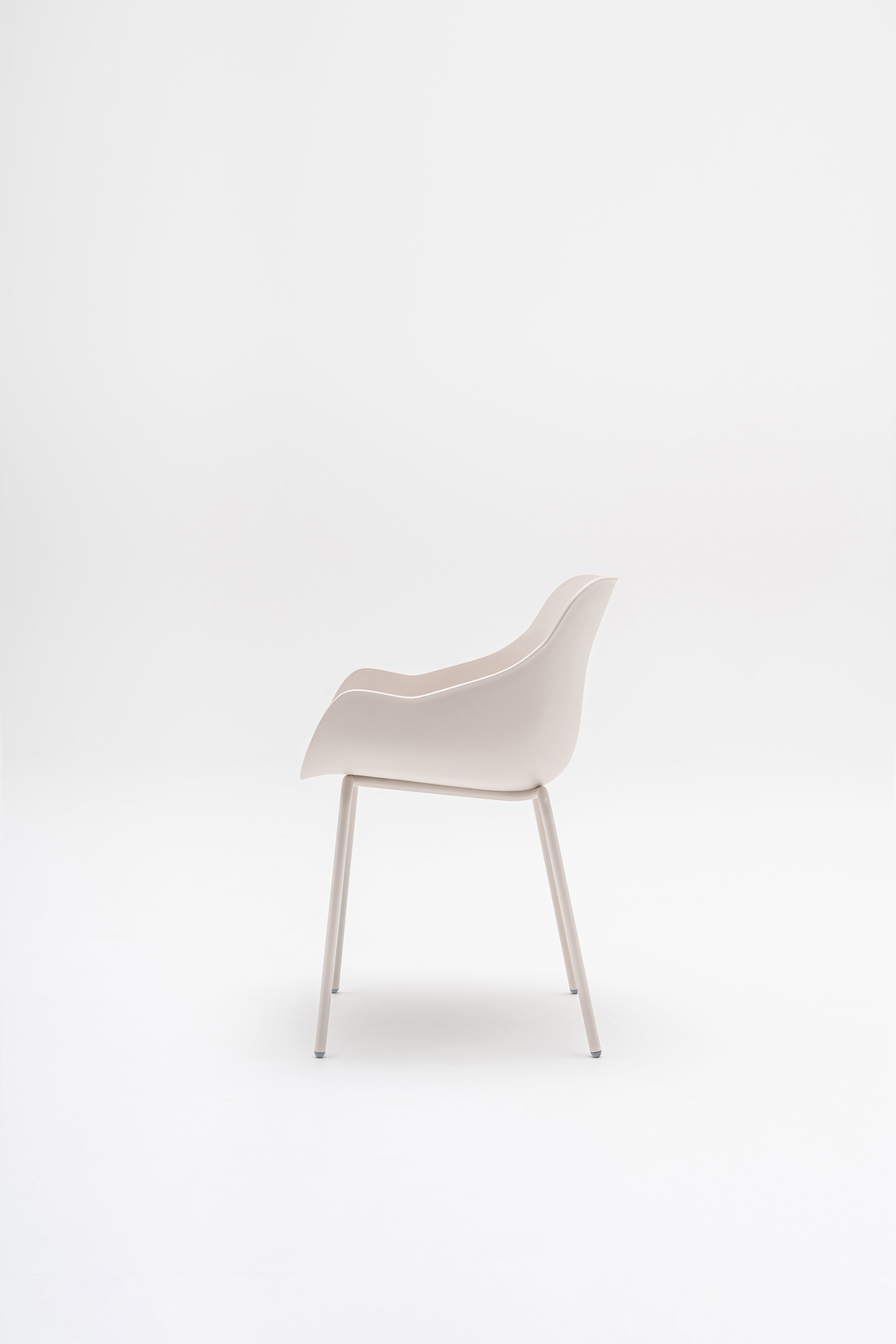 Baltic remix chair metal base