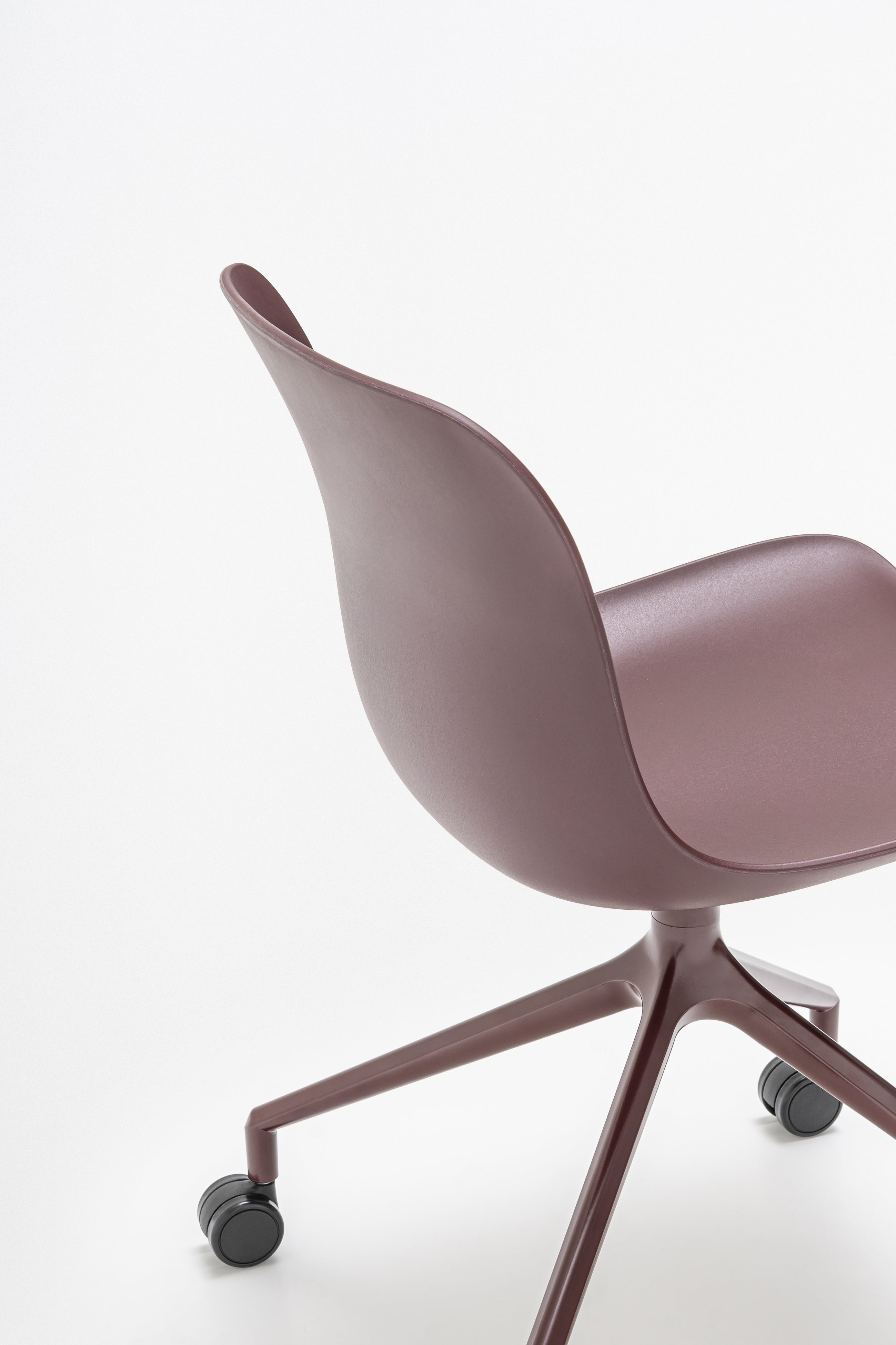 Baltic 2 Basic Office Chair Rotary Basis mit Rädern