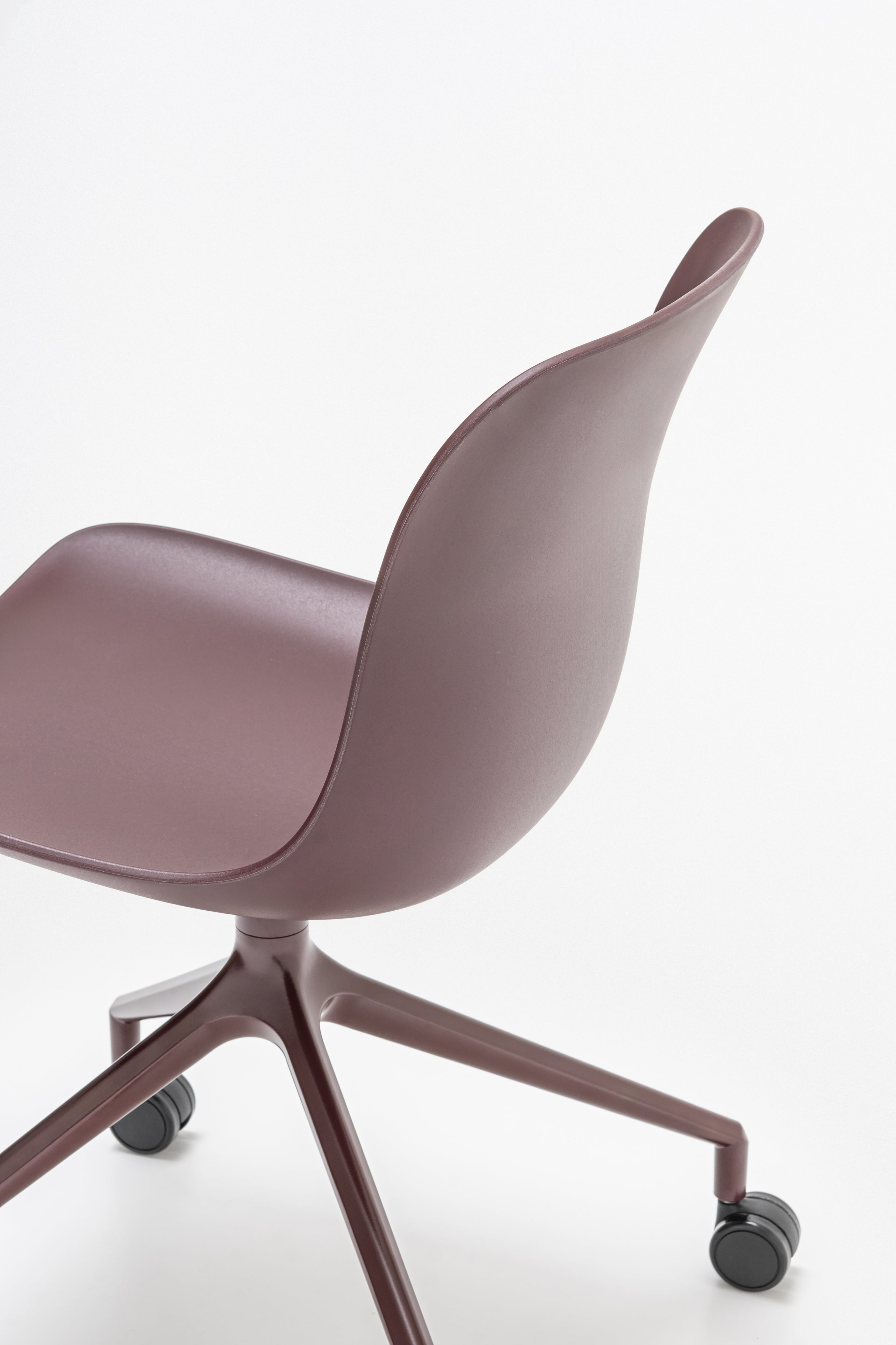 Baltic 2 Basic Office Chair Rotary Basis mit Rädern