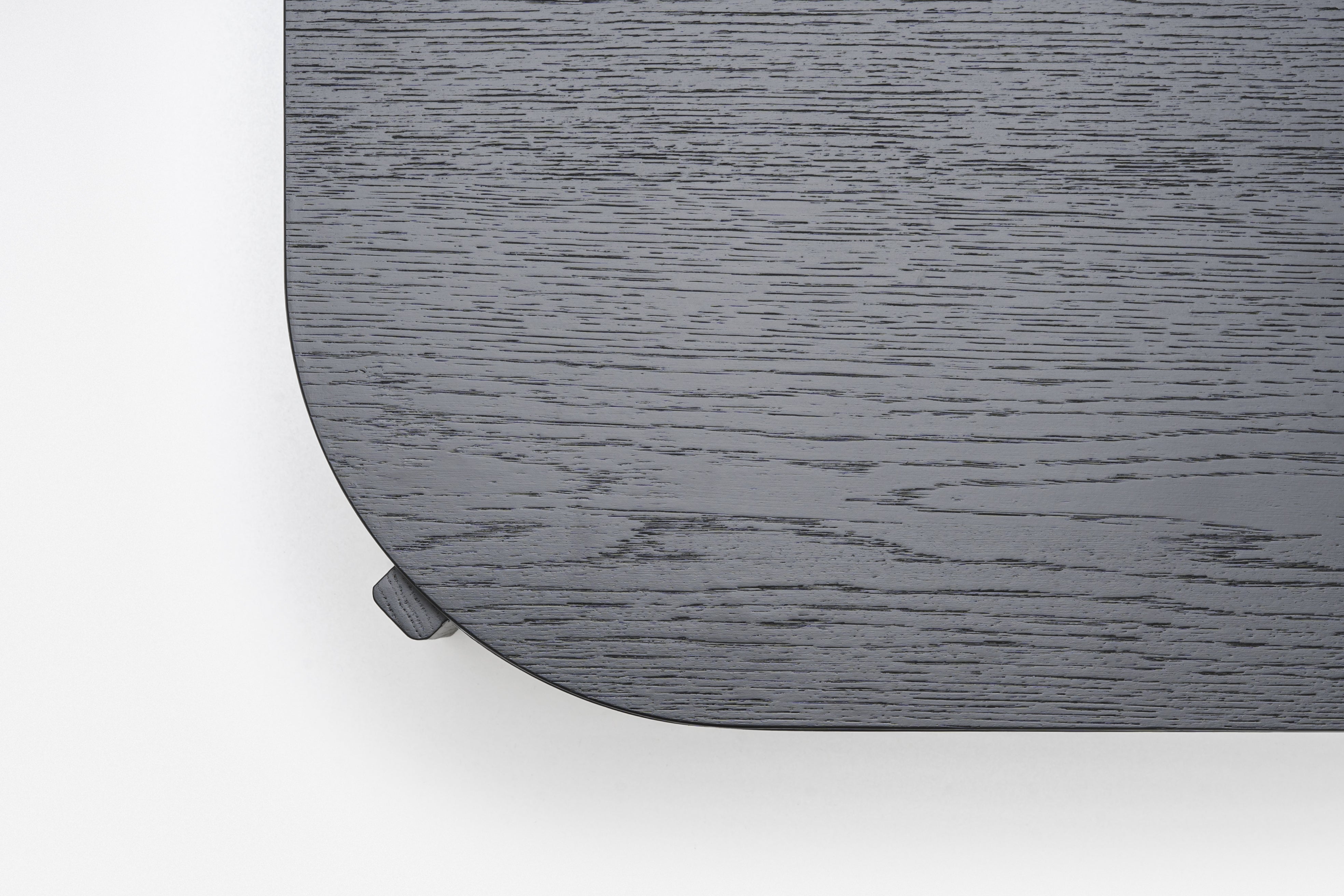 Upholstered bench with ramps of the wooden base