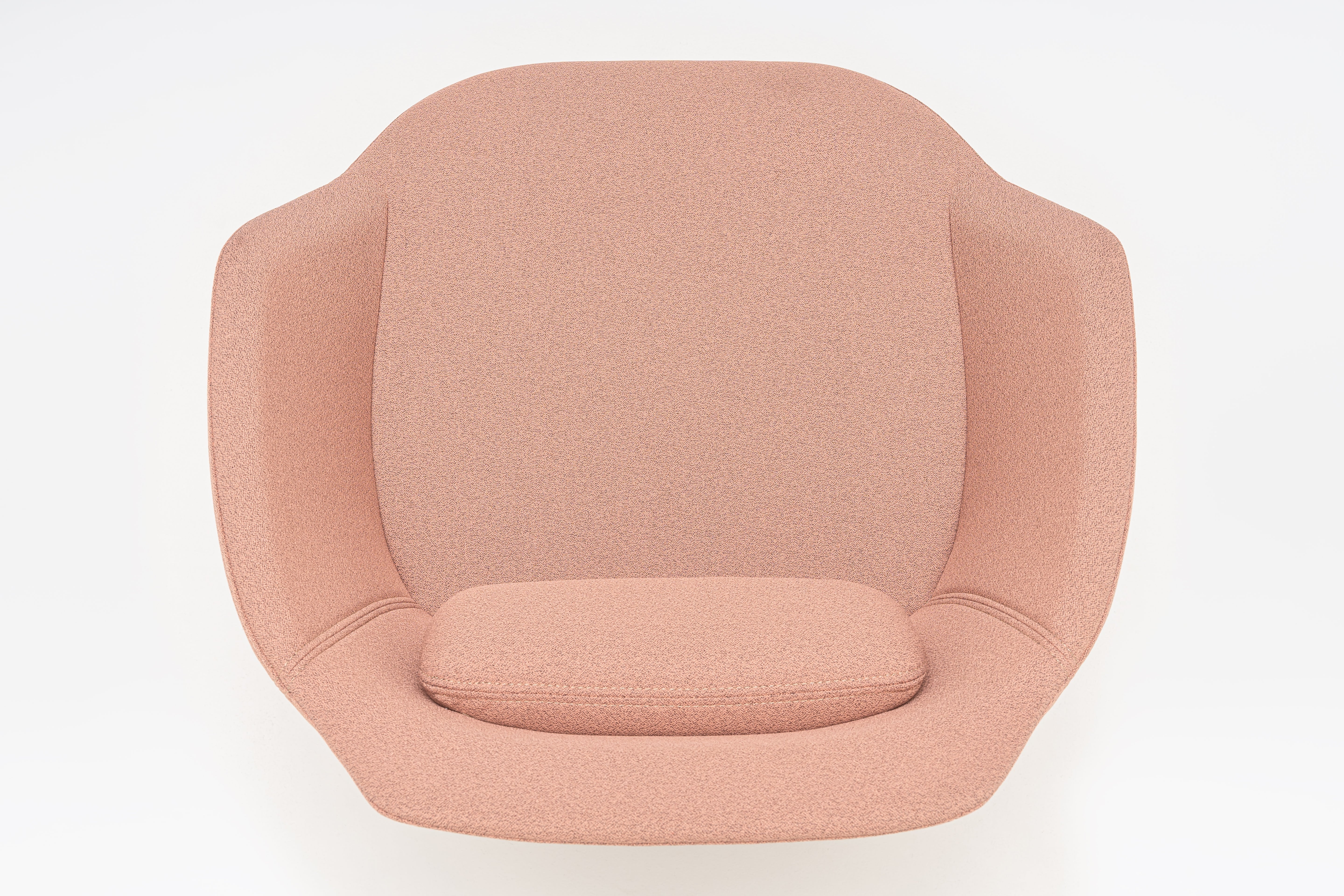 Chair Ultra Wooden base