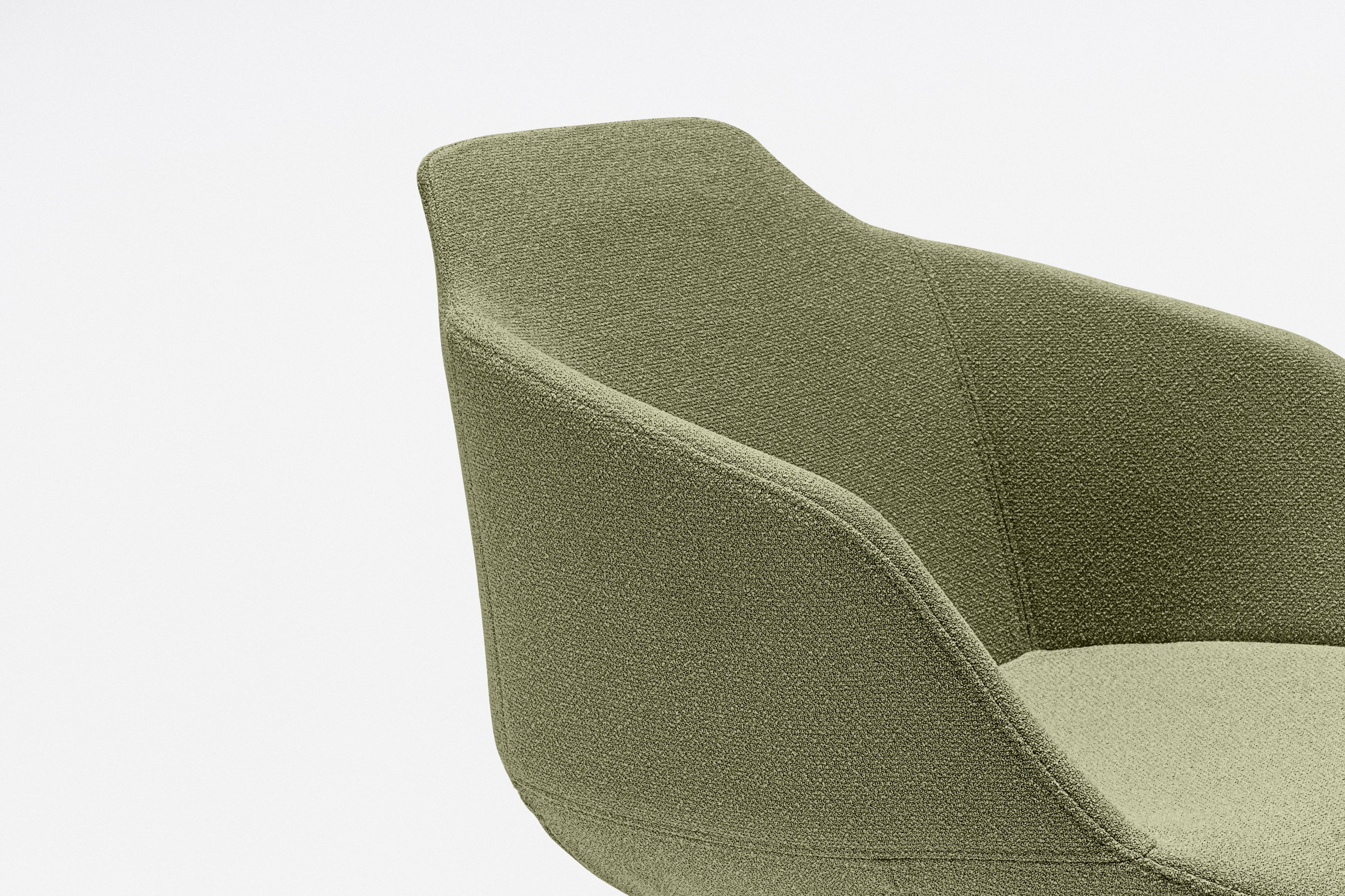 Chair Ultra Wooden base