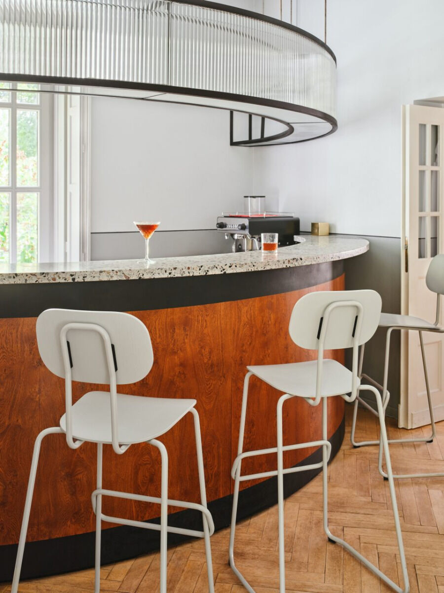 Hoker NEW SCHOOL ceglasta podstawa – .mdd