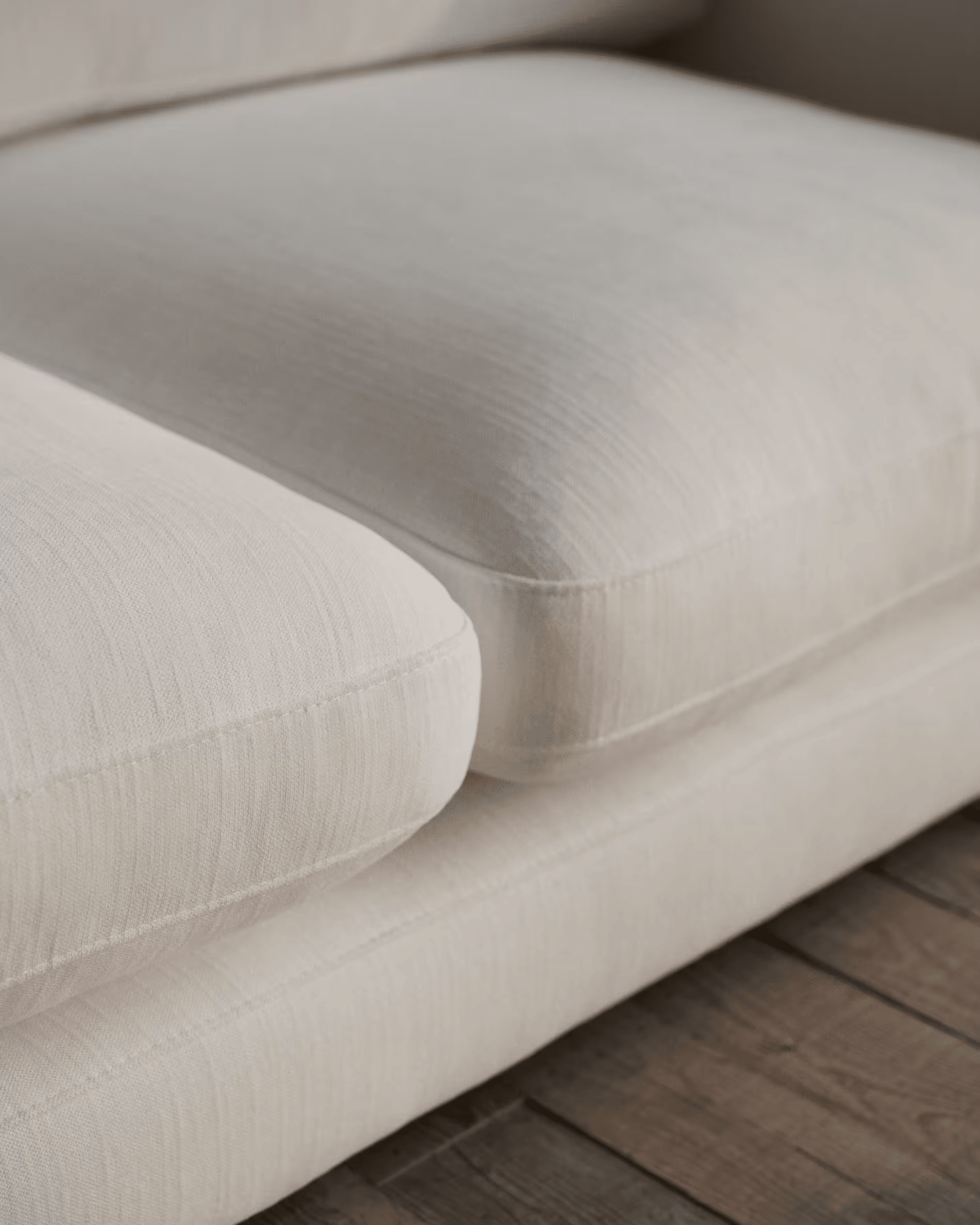 Sofa 3-osobowa GALA jasnobeżowy La Forma Eye on Design