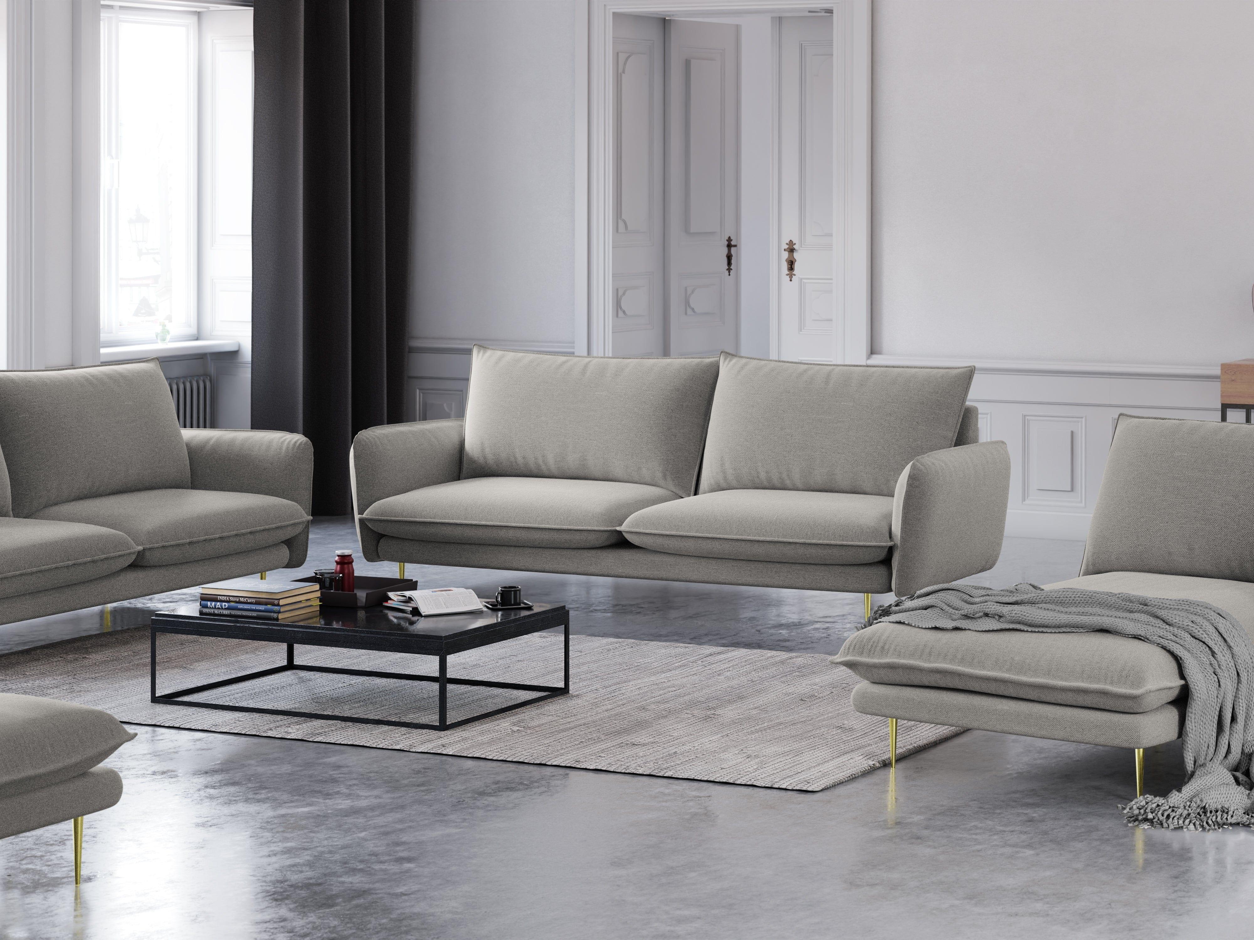Sofa 4-osobowa VIENNA jasnoszary ze złotą podstawą Cosmopolitan Design Eye on Design