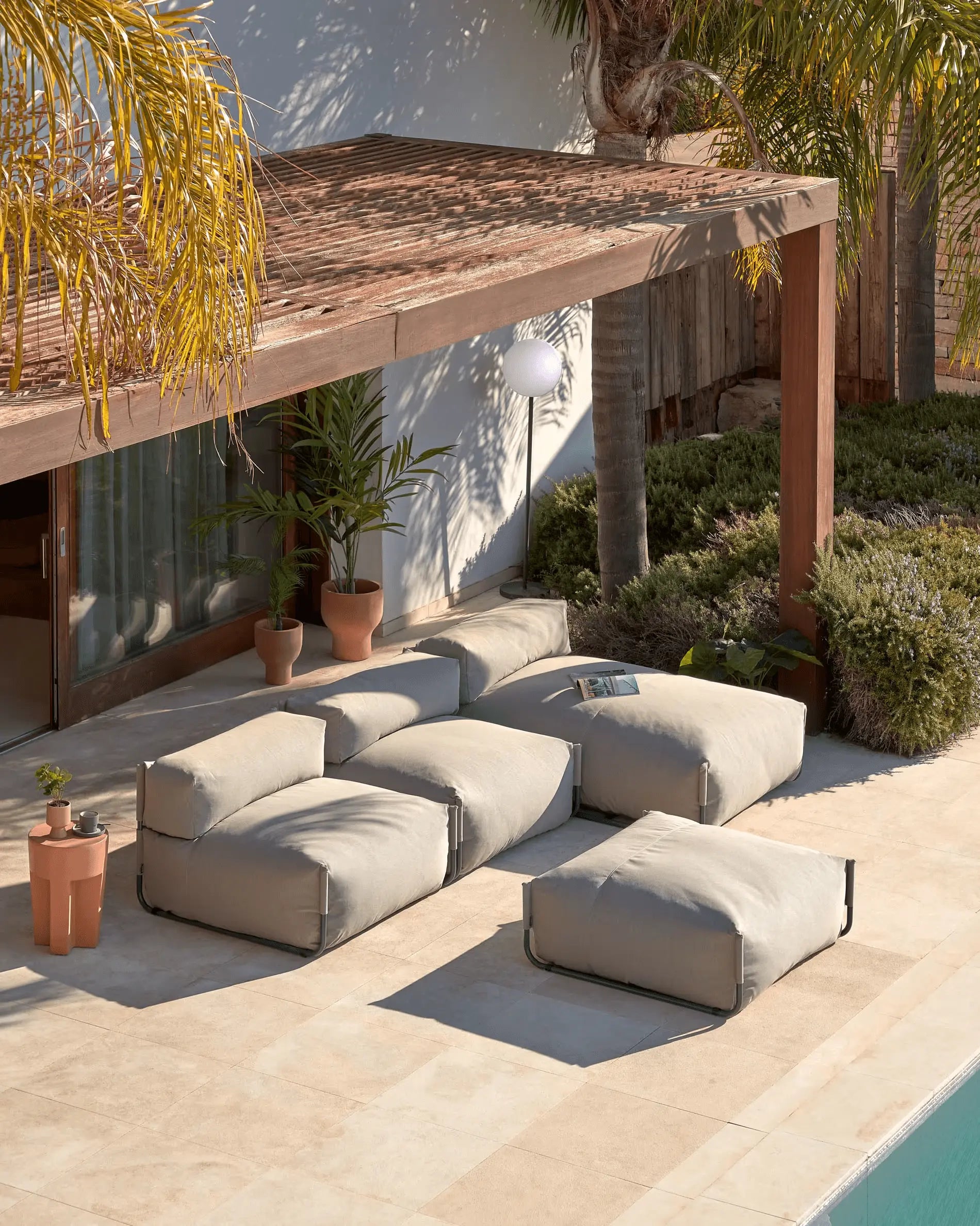 Sofa modułowa ogrodowa SQUARE - puf khaki – Kave Home