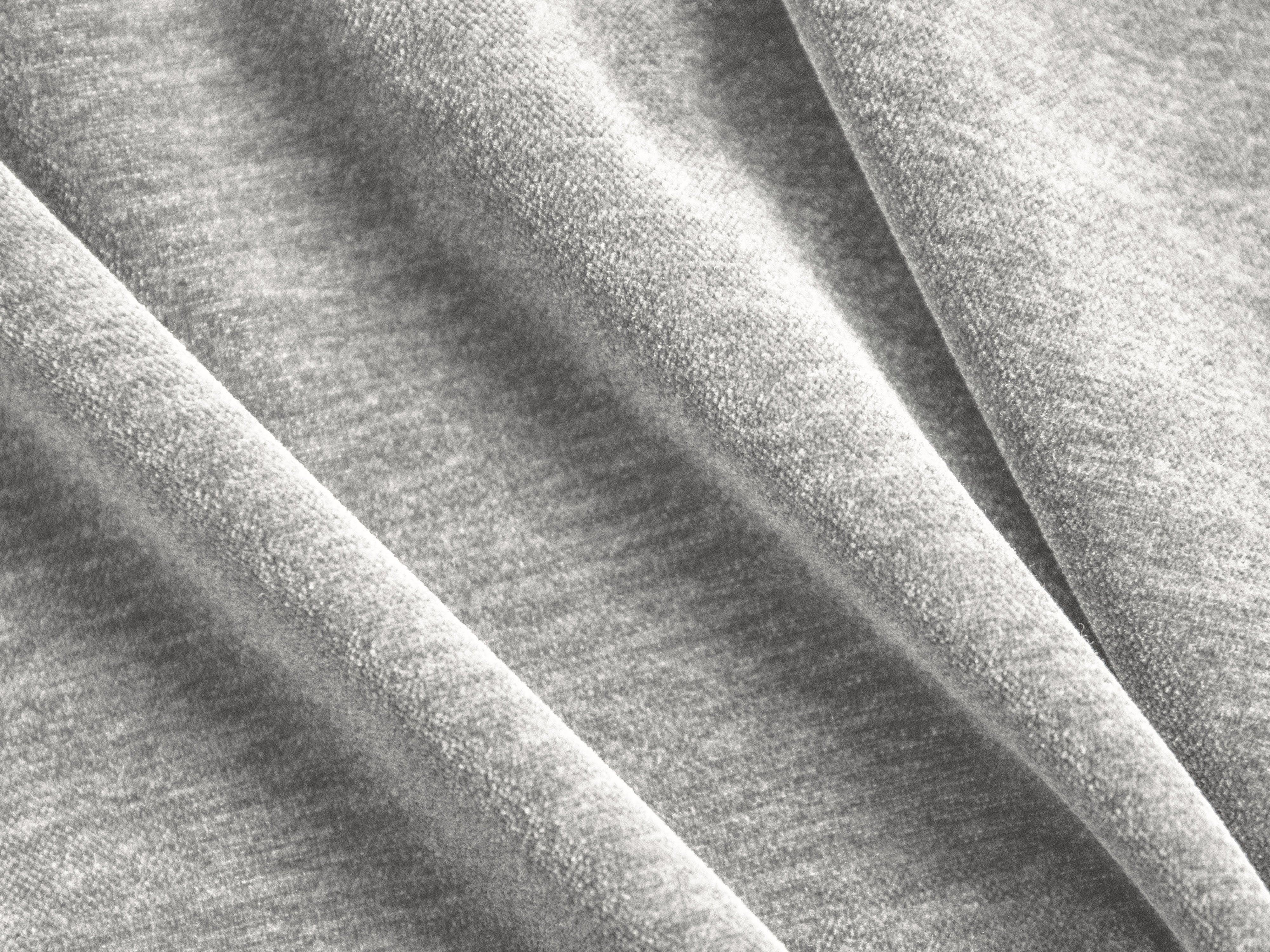 Sofa w tkaninie szenilowej otwarta lewostronna LILY srebrny Maison Heritage Eye on Design