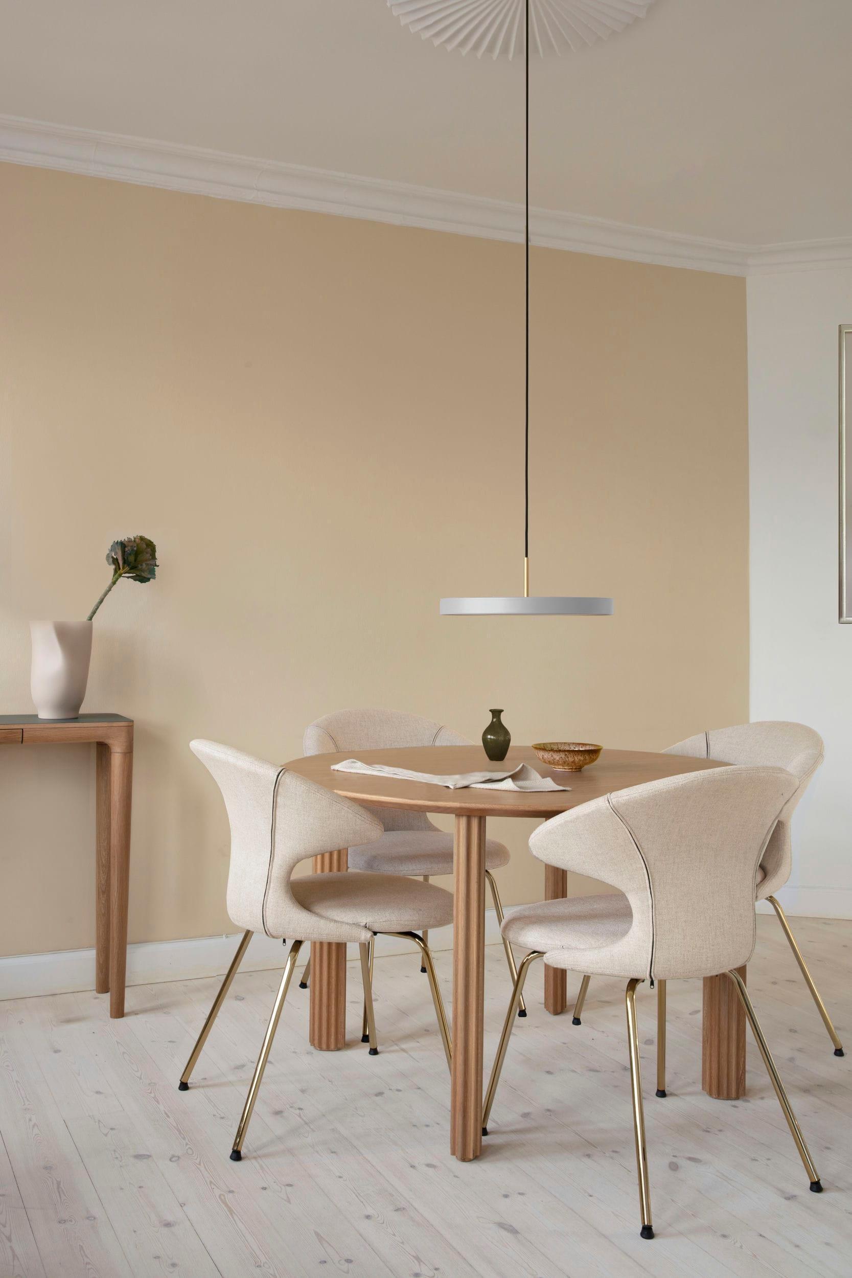 Stół COMFORT CIRCLE dębowy UMAGE Eye on Design