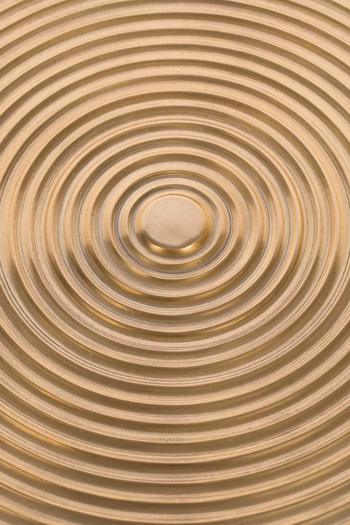 Stół jadalniany HYPNOTISING ROUND mosiądz Bold Monkey Eye on Design