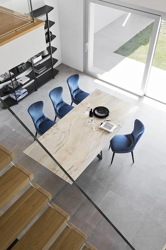 Stół prostokątny CARTESIO kremowy marmur z drewnianą podstawą Calligaris Eye on Design