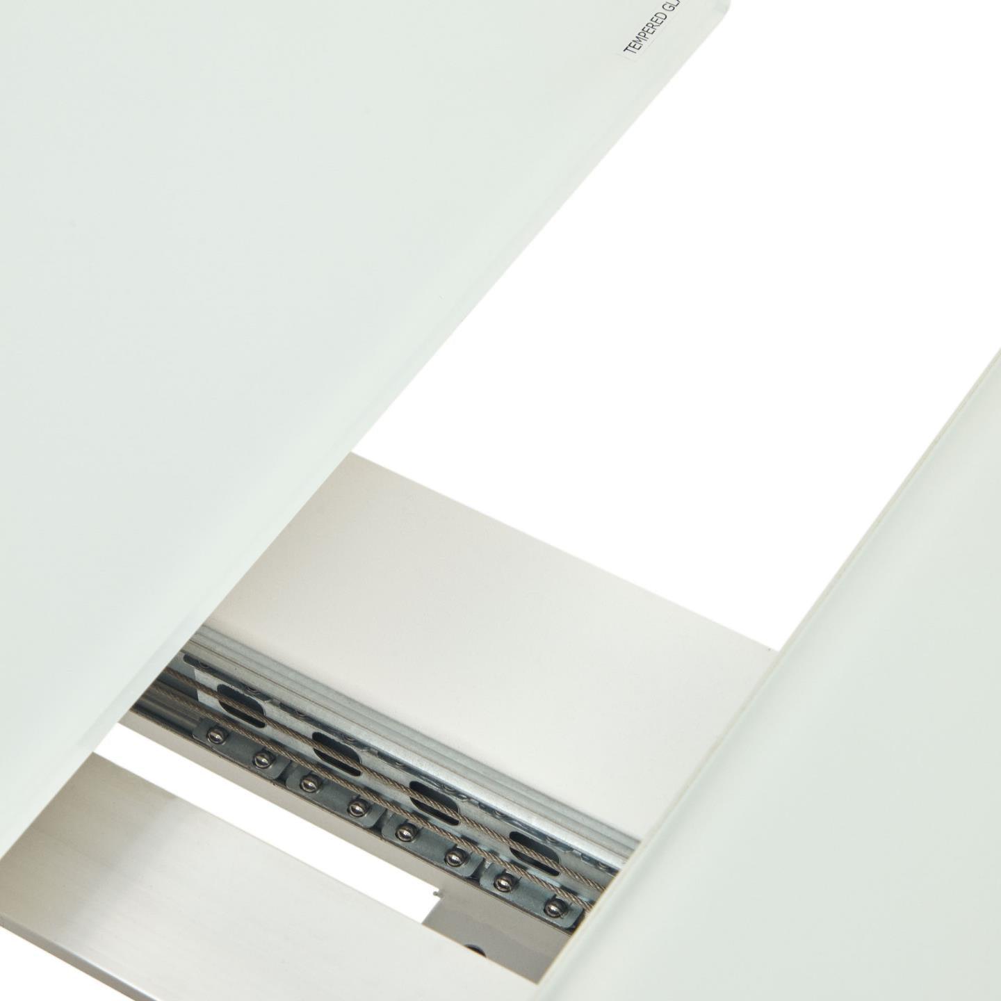 Stół rozkładany ATMINDA szklany blat z białą podstawą La Forma Eye on Design