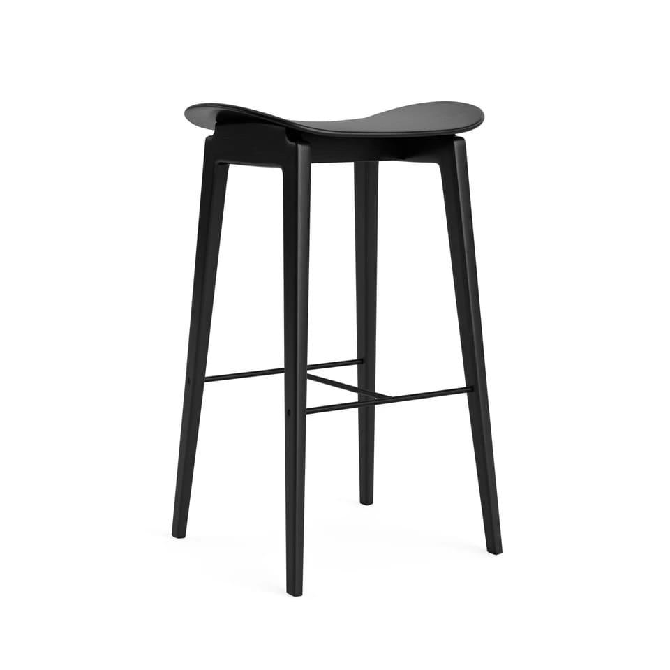 Stołek barowy NY11 dębowy NORR11 Eye on Design