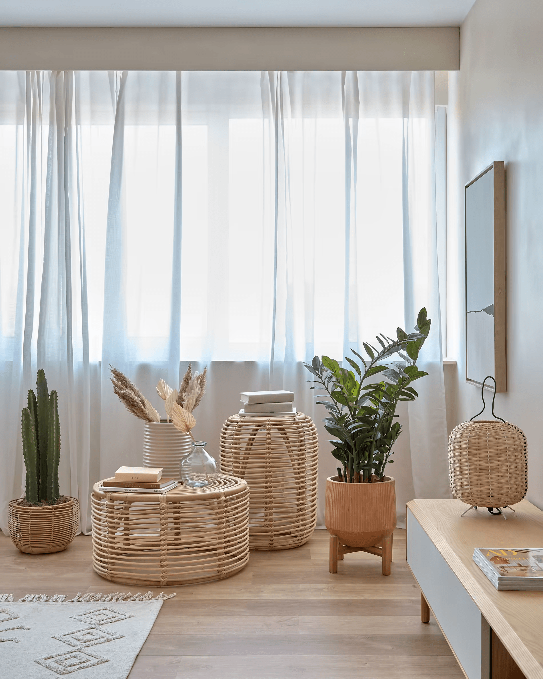 Stolik kawowy KOHANA rattanowy La Forma Eye on Design