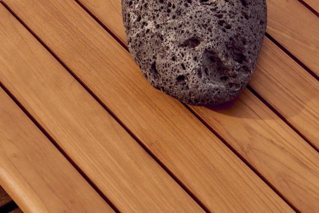 Stolik kawowy TURQUETA drewno tekowe La Forma Eye on Design