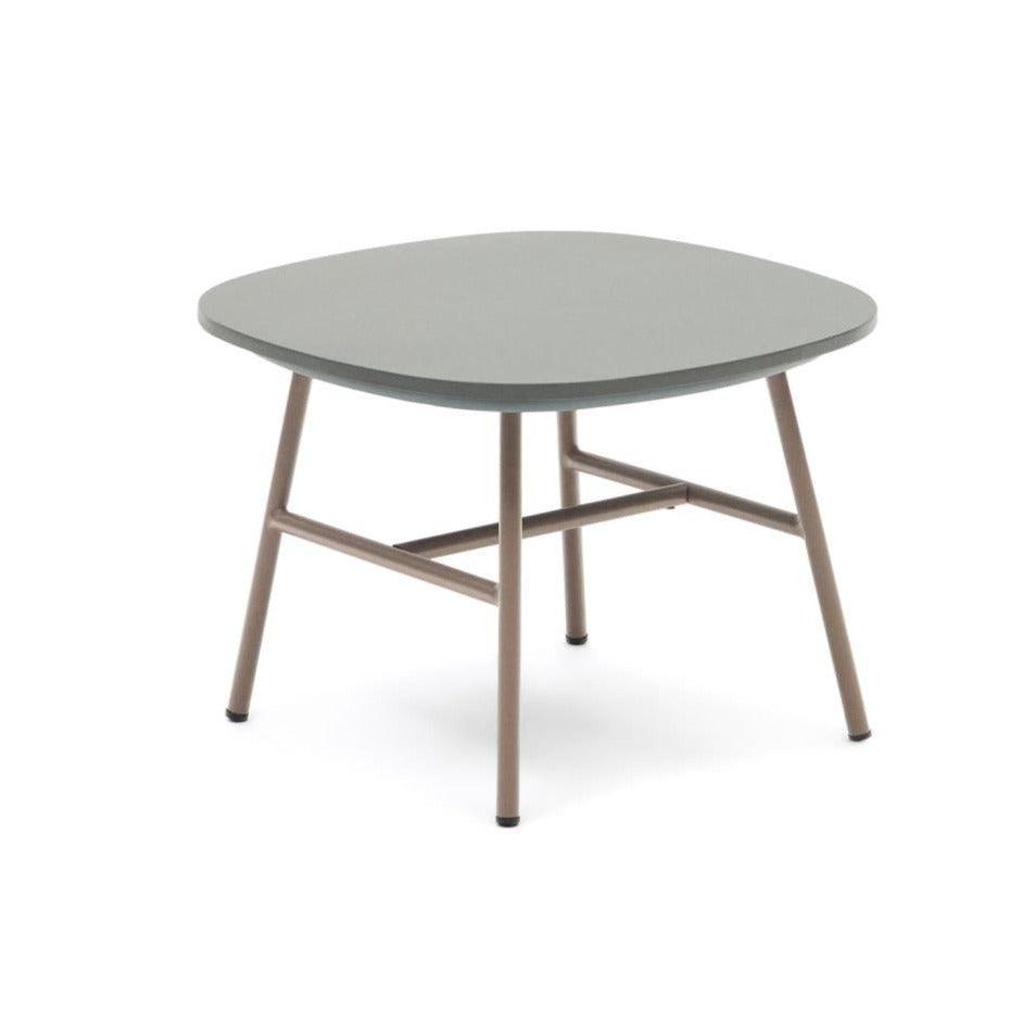 Stolik pomocniczy ogrodowy BRAMANT fioletowy La Forma Eye on Design