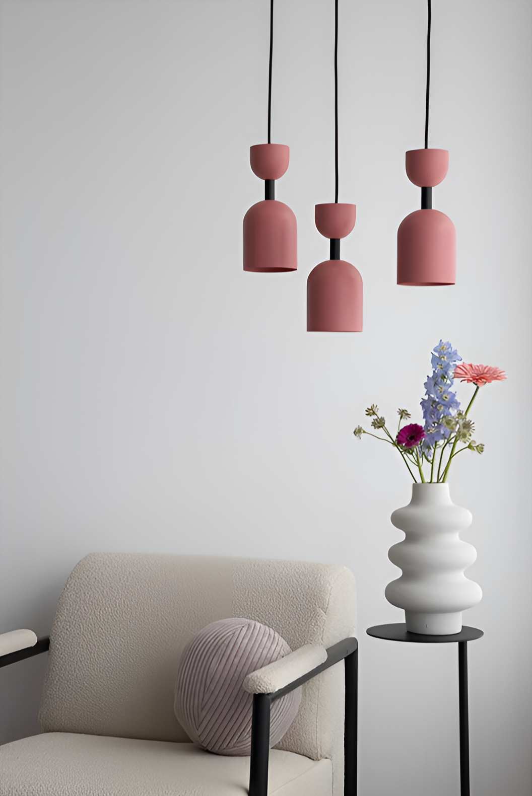 SUPURU pendant lamp in white with brass