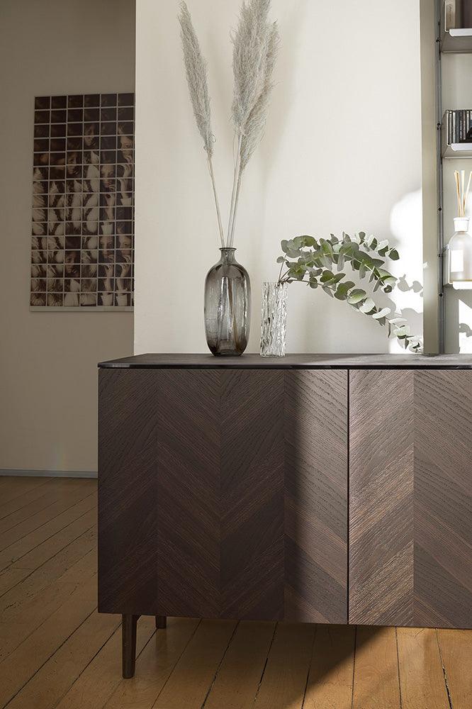Szafka RTV UNIVERSAL jodełka dębowa Calligaris Eye on Design