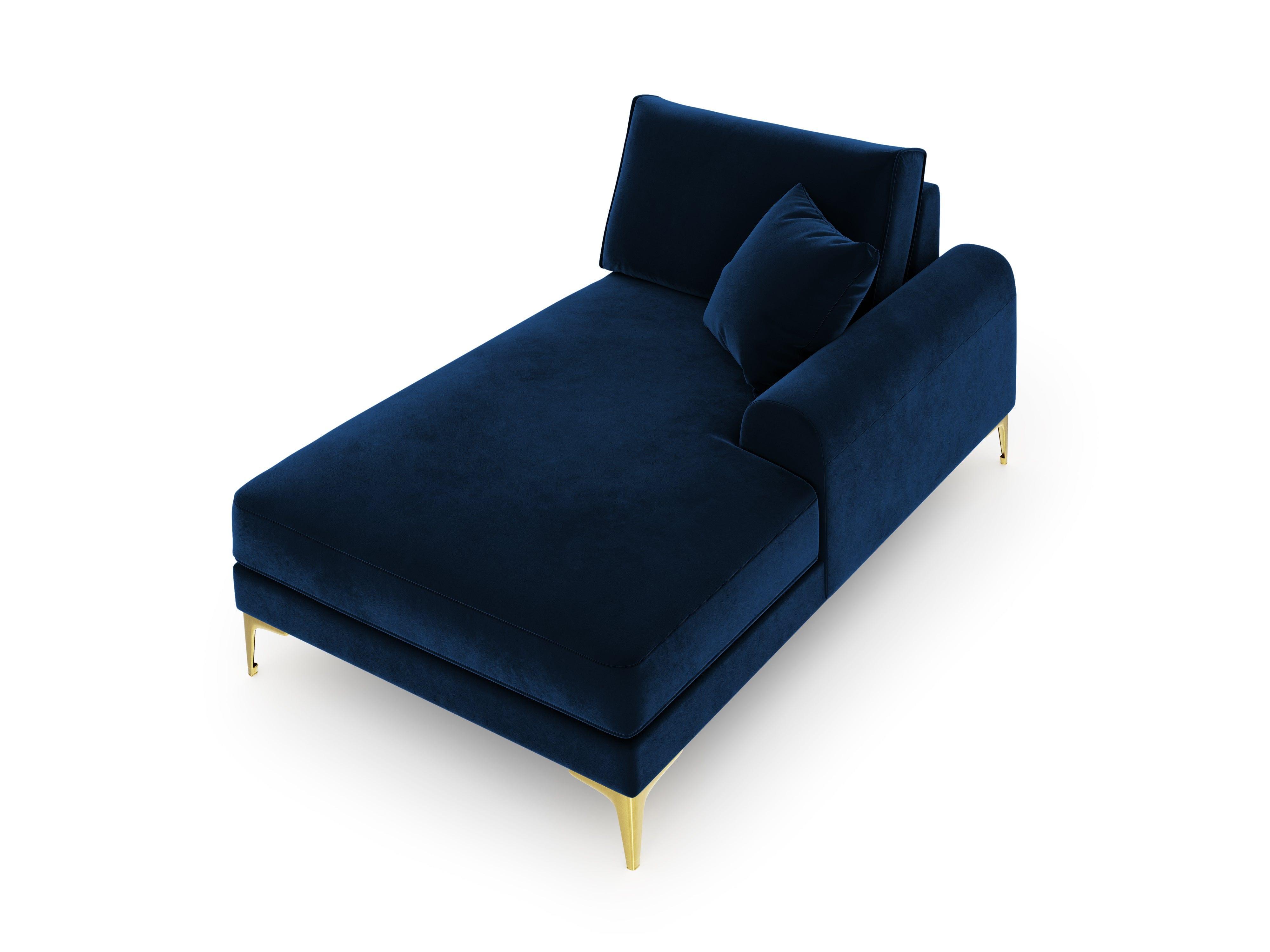 Szezlong aksamitny prawostronny MADARA królewski niebieski ze złotą podstawą Mazzini Sofas Eye on Design