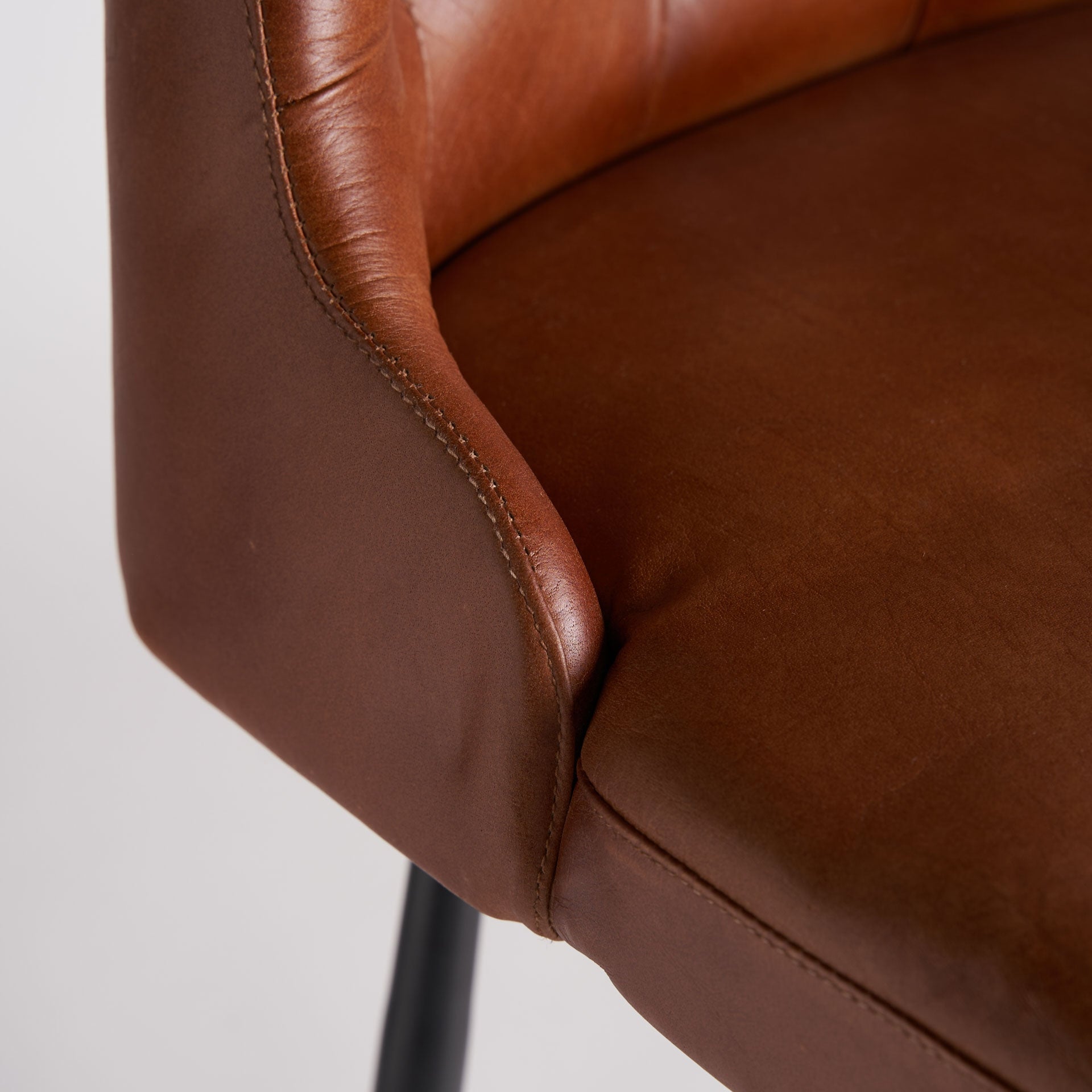 Barhocker DEXTER braunes Leder mit schwarzem Gestell