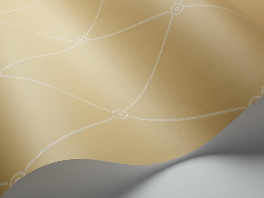 Tapeta ARCHIVE ANTHOLOGY - Large Georgian Rope Trellis ochra Cole & Son Eye on Design