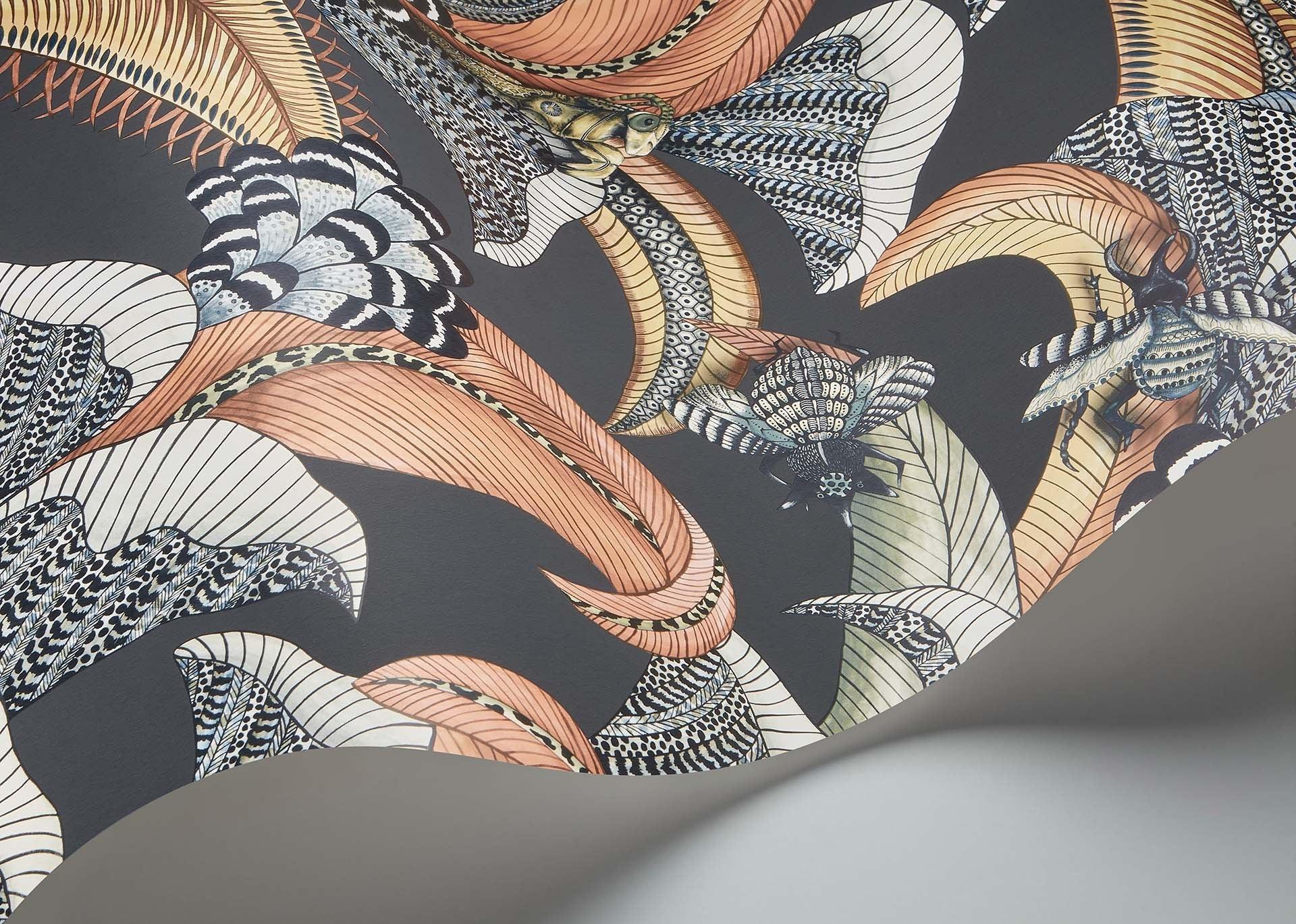Tapeta ARDMORE JABULA - Hoopoe Leaves terakota na czarnym Cole & Son Eye on Design