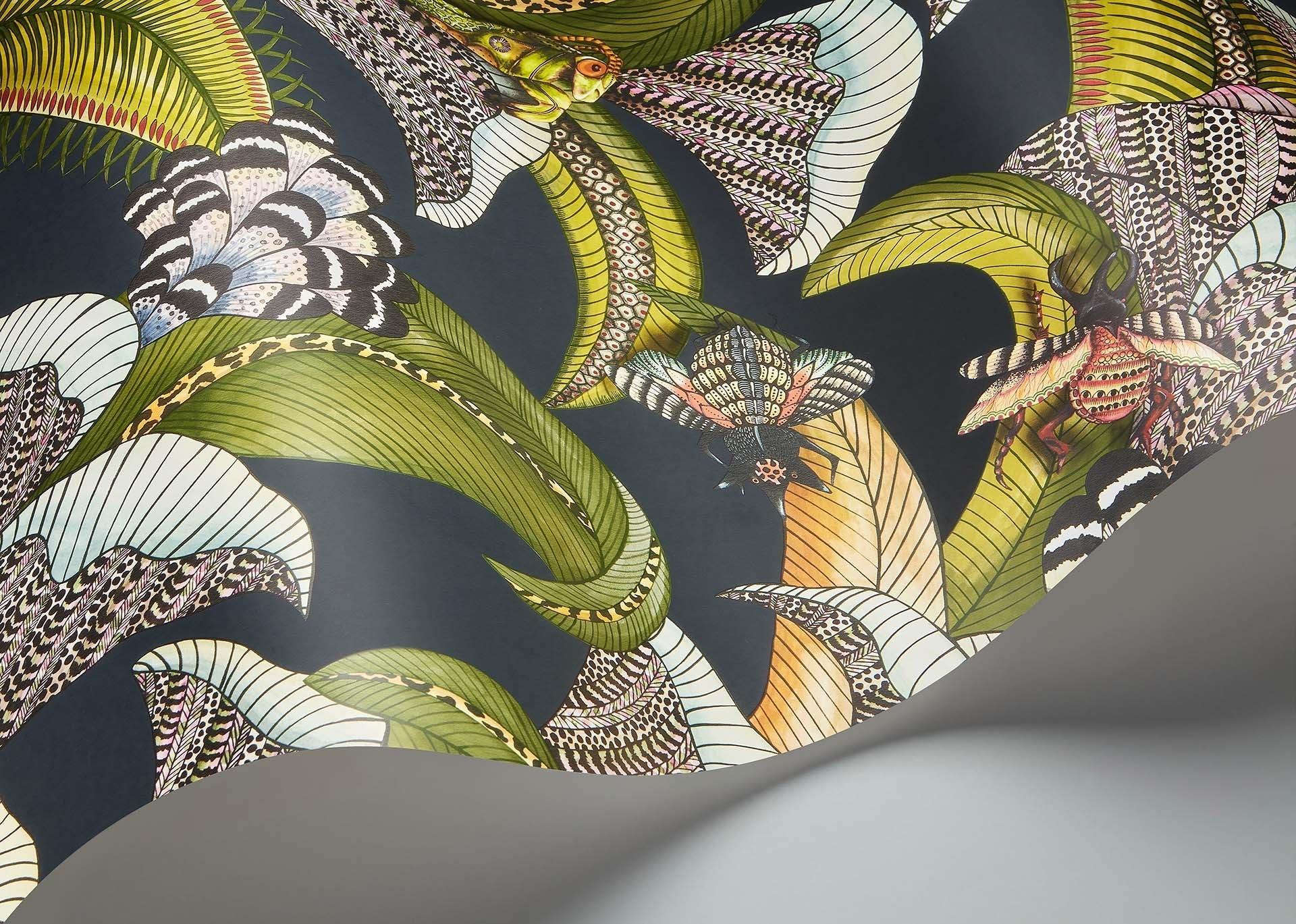 Tapeta ARDMORE JABULA - Hoopoe Leaves terakota na czarnym Cole & Son Eye on Design
