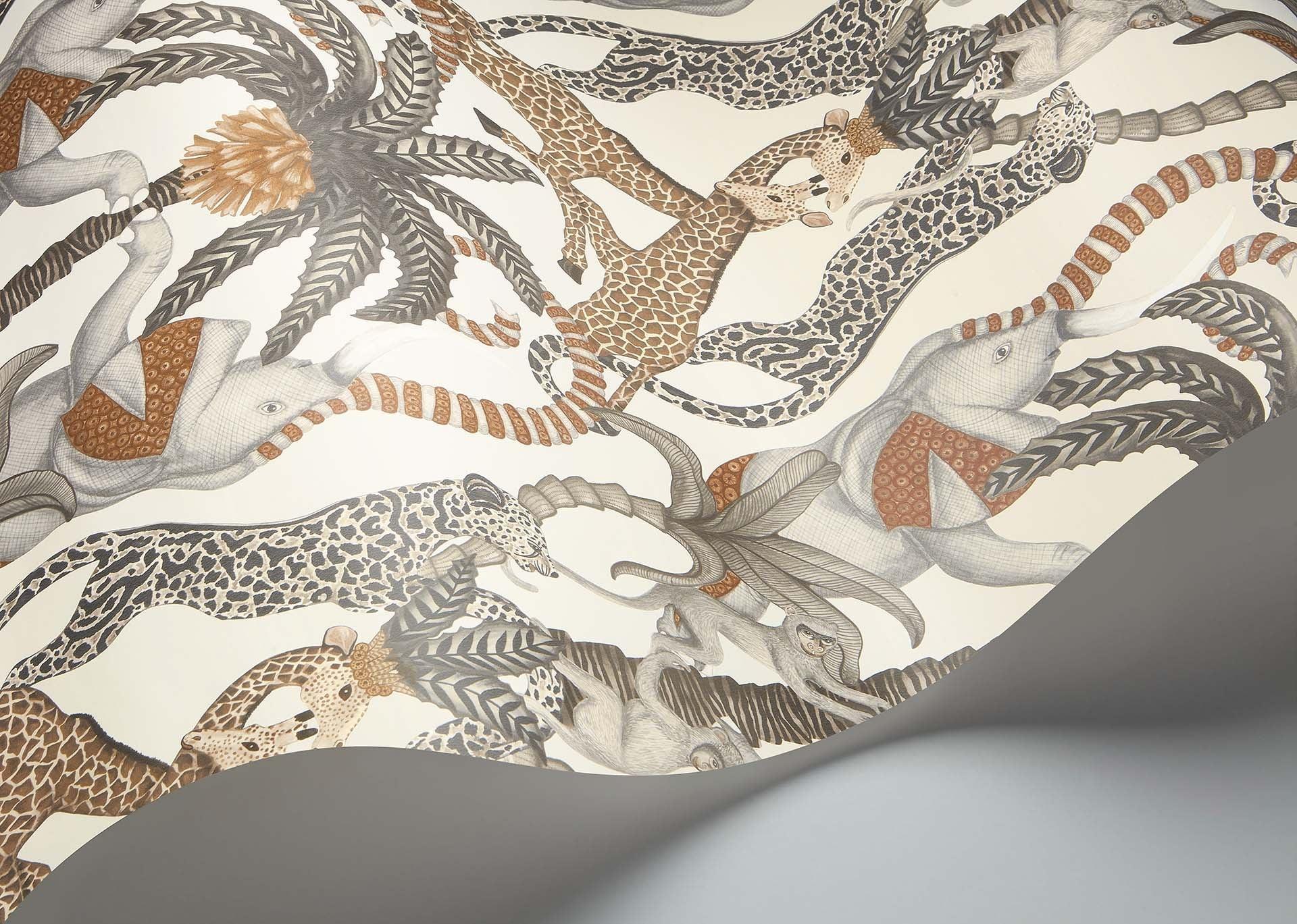 Tapeta ARDMORE JABULA - Safari Totem turkus na czarnym Cole & Son Eye on Design