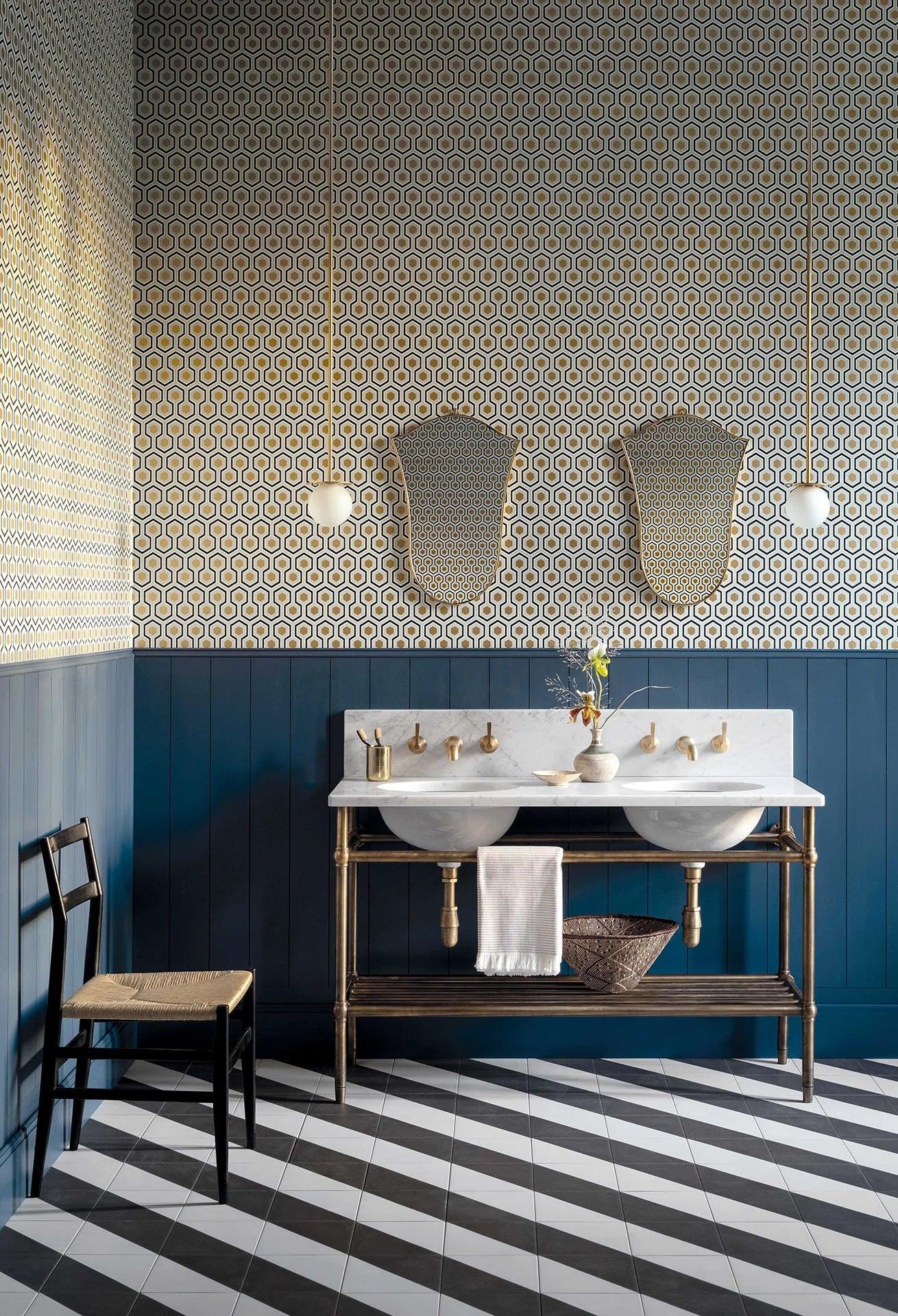 Tapeta CONTEMPORARY COLLECTION - Hicks' Hexagon biały Cole & Son Eye on Design