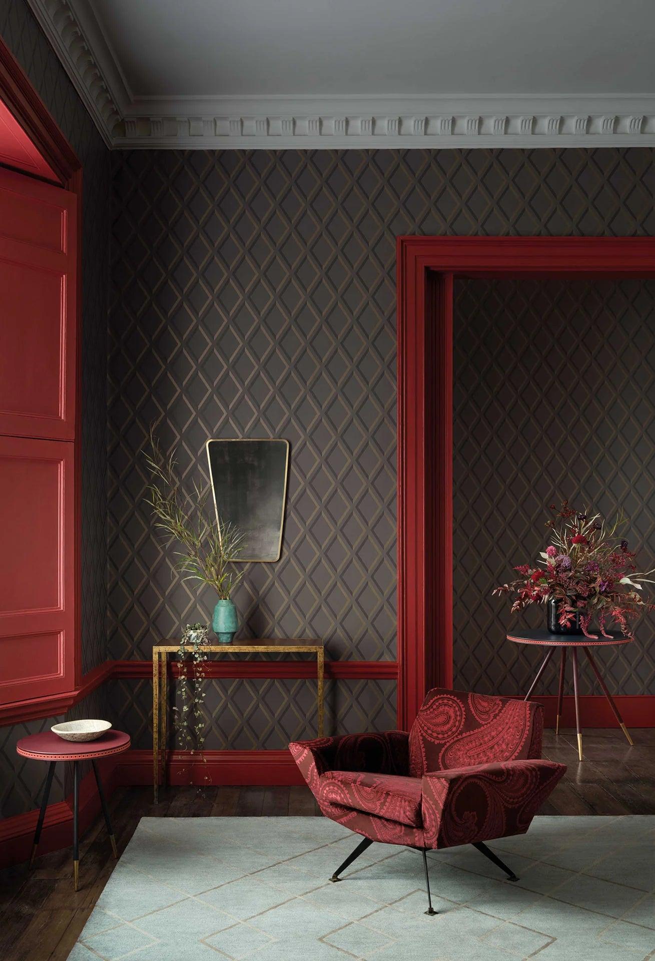 Wallpaper with a geometric check pattern CONTEMPORARY COLLECTION - Pompeian gray on brown