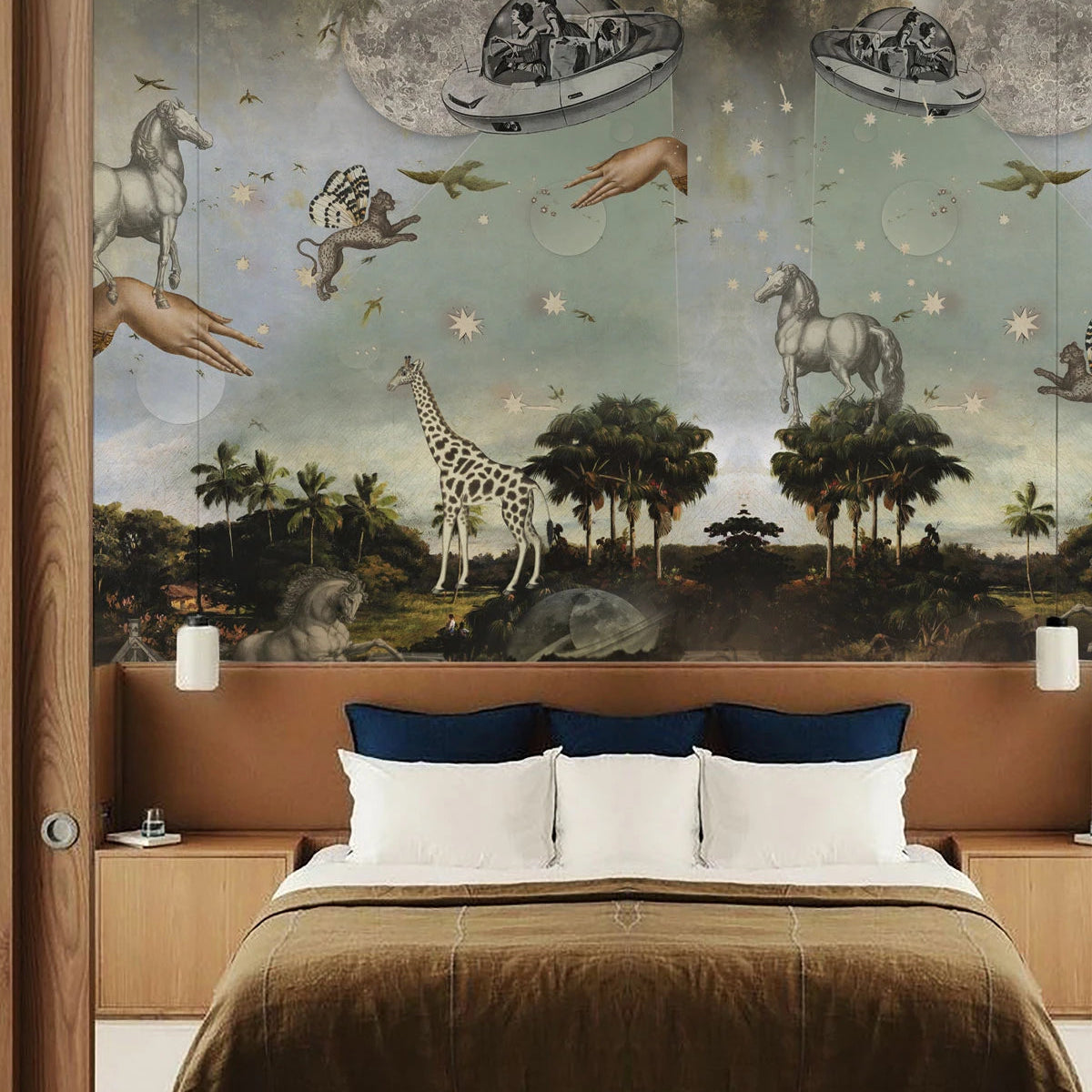 Tapete mit magischer Landschaft STARDUST SAFARI dunkelgrün mit blau