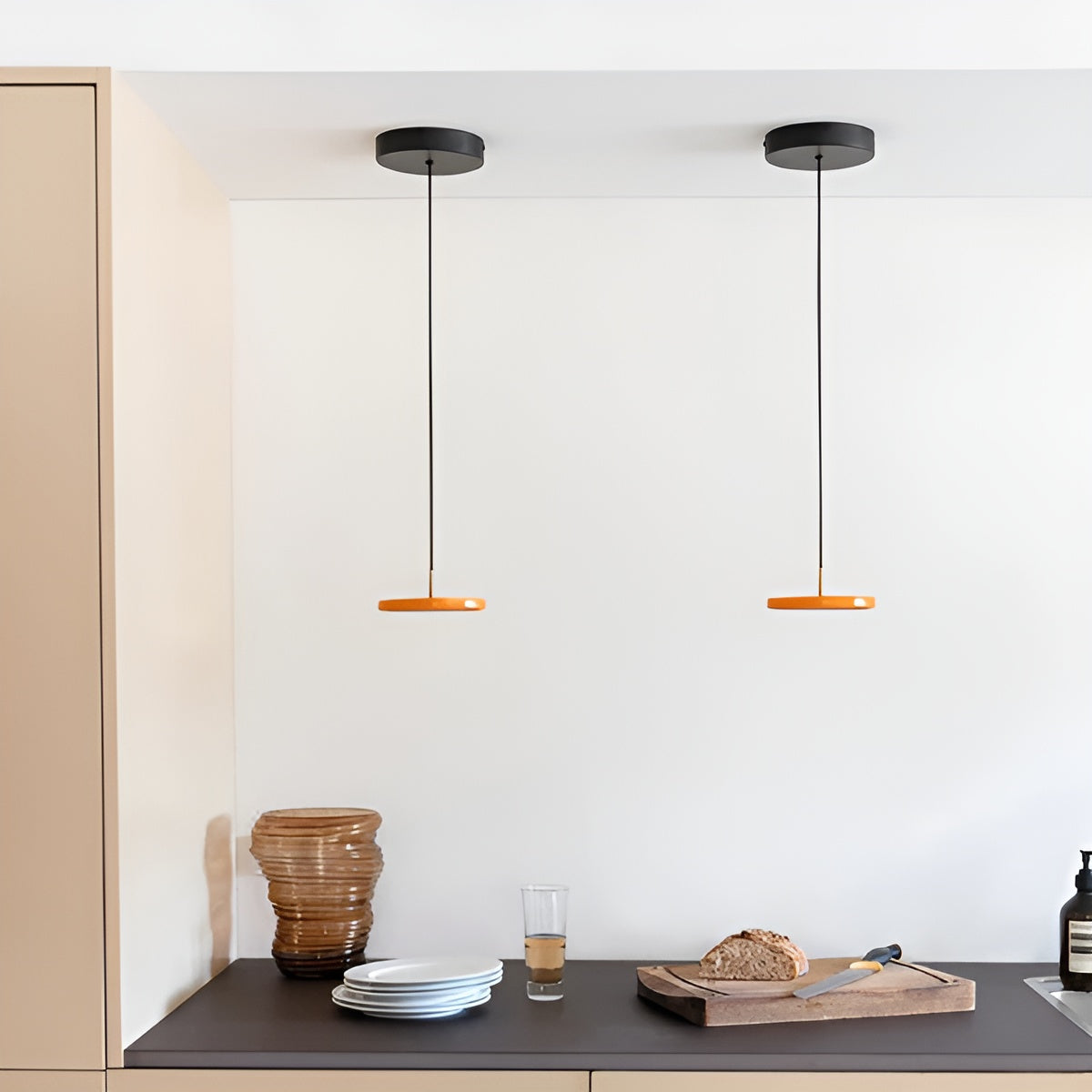 Pendelleuchte ASTERIA MICRO orange mit goldener Einlage