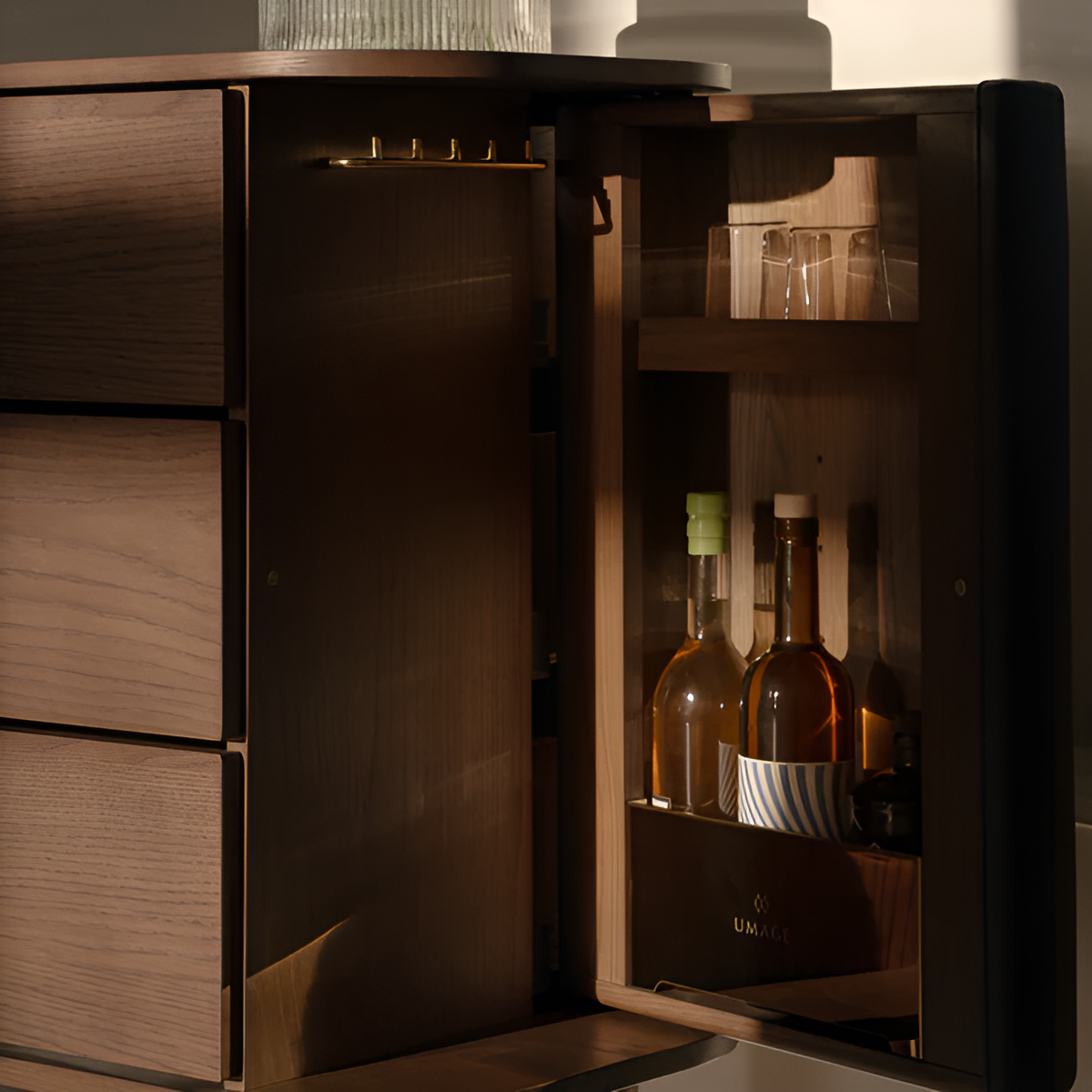 TREASURES cabinet green with dark oak base