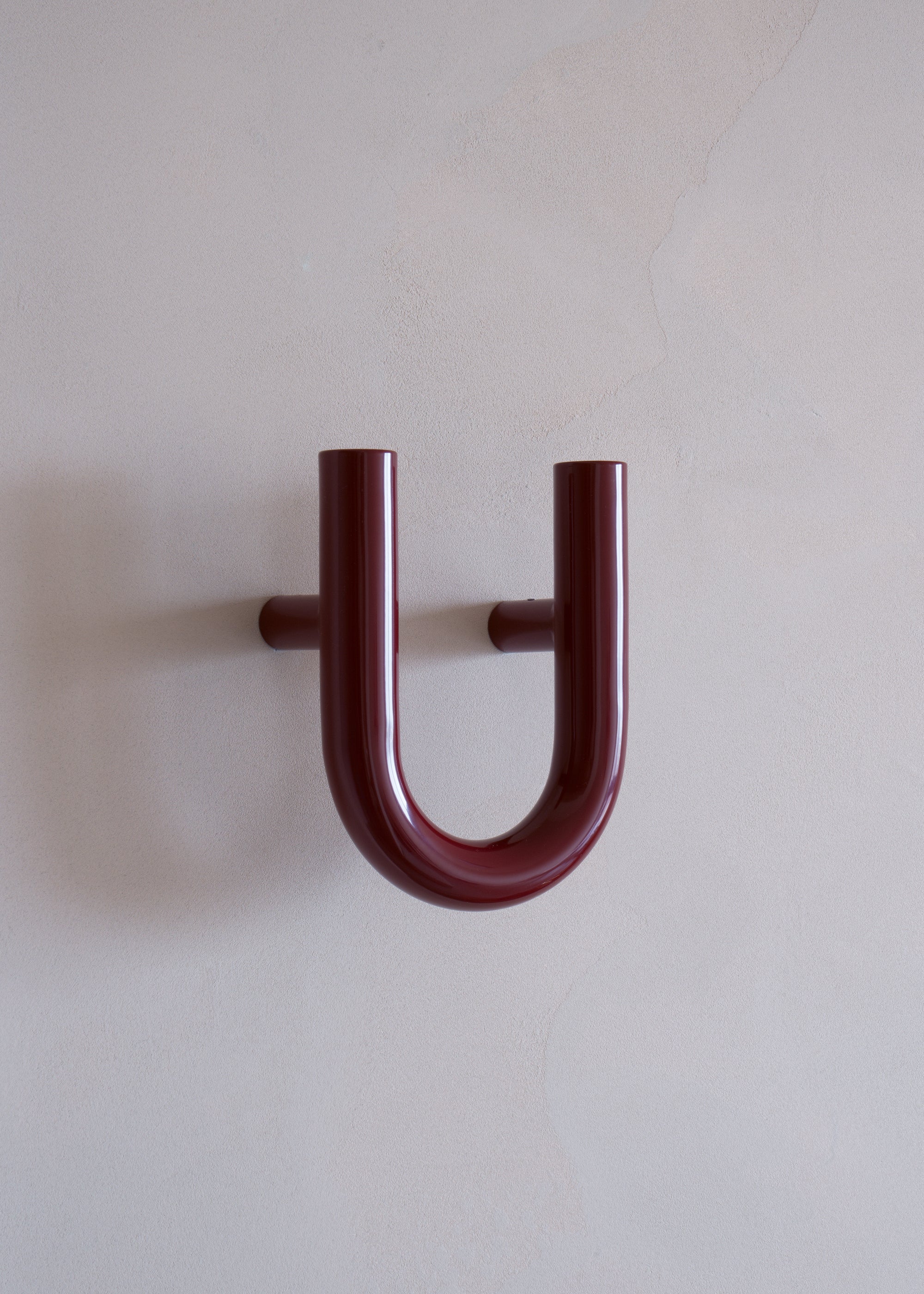 Wandgarderobe UNE burgunderrot
