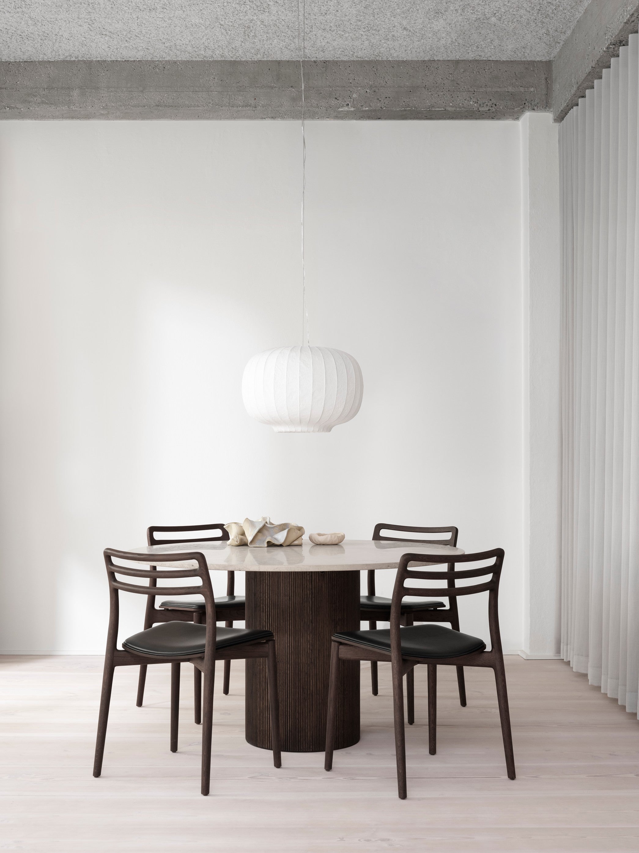 CABIN Chair Black Leather with Dark Oak Base