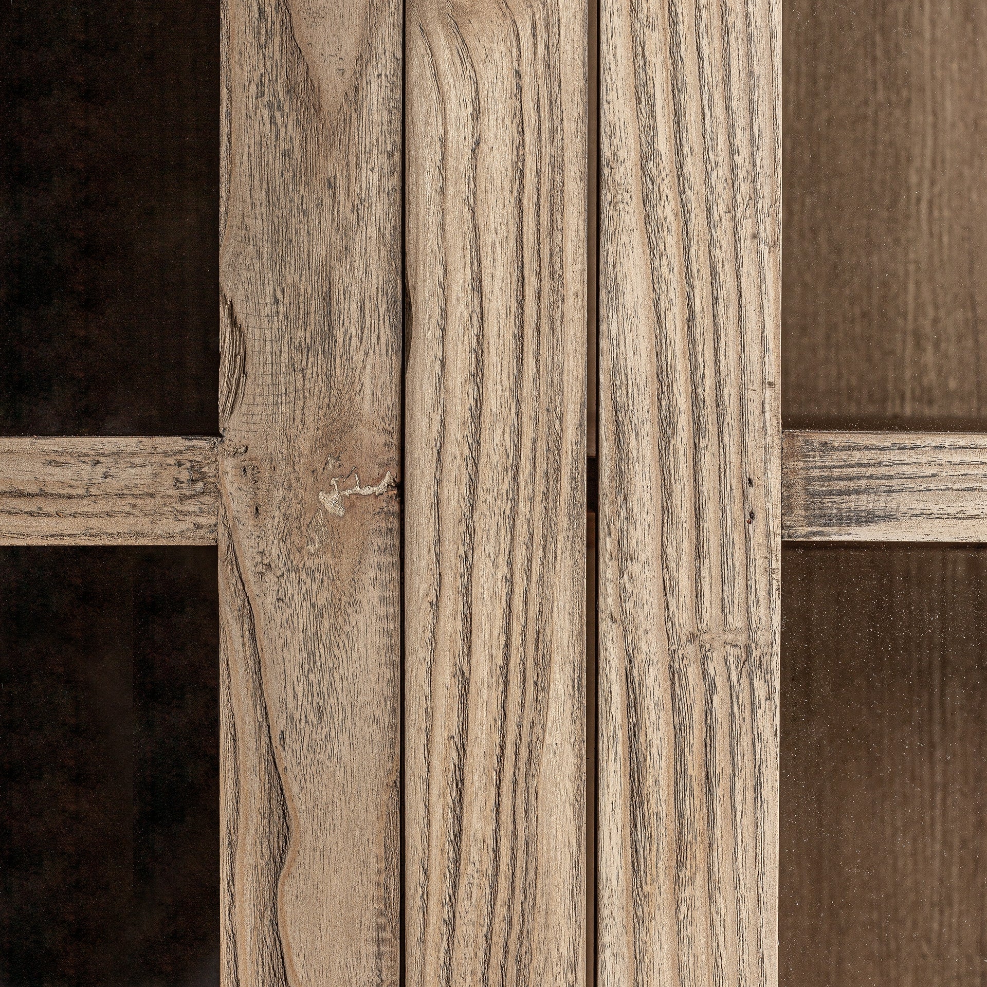 Vitrine MASEIN aus Weidenholz