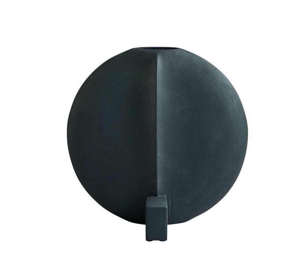 Wazon GUGGENHEIMA czarny 101 Copenhagen L Eye on Design