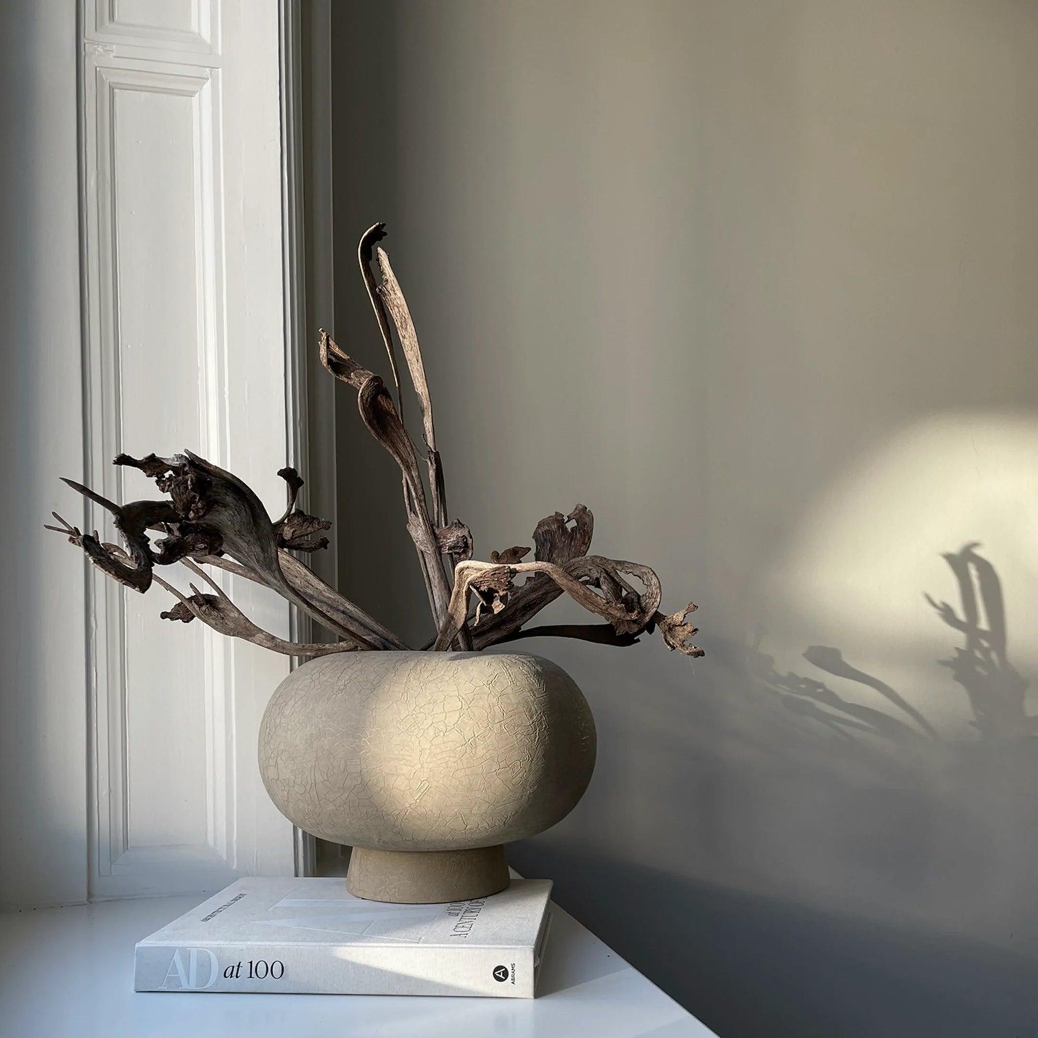 Wazon KABIN DEZATO piaskowy 101 Copenhagen Eye on Design