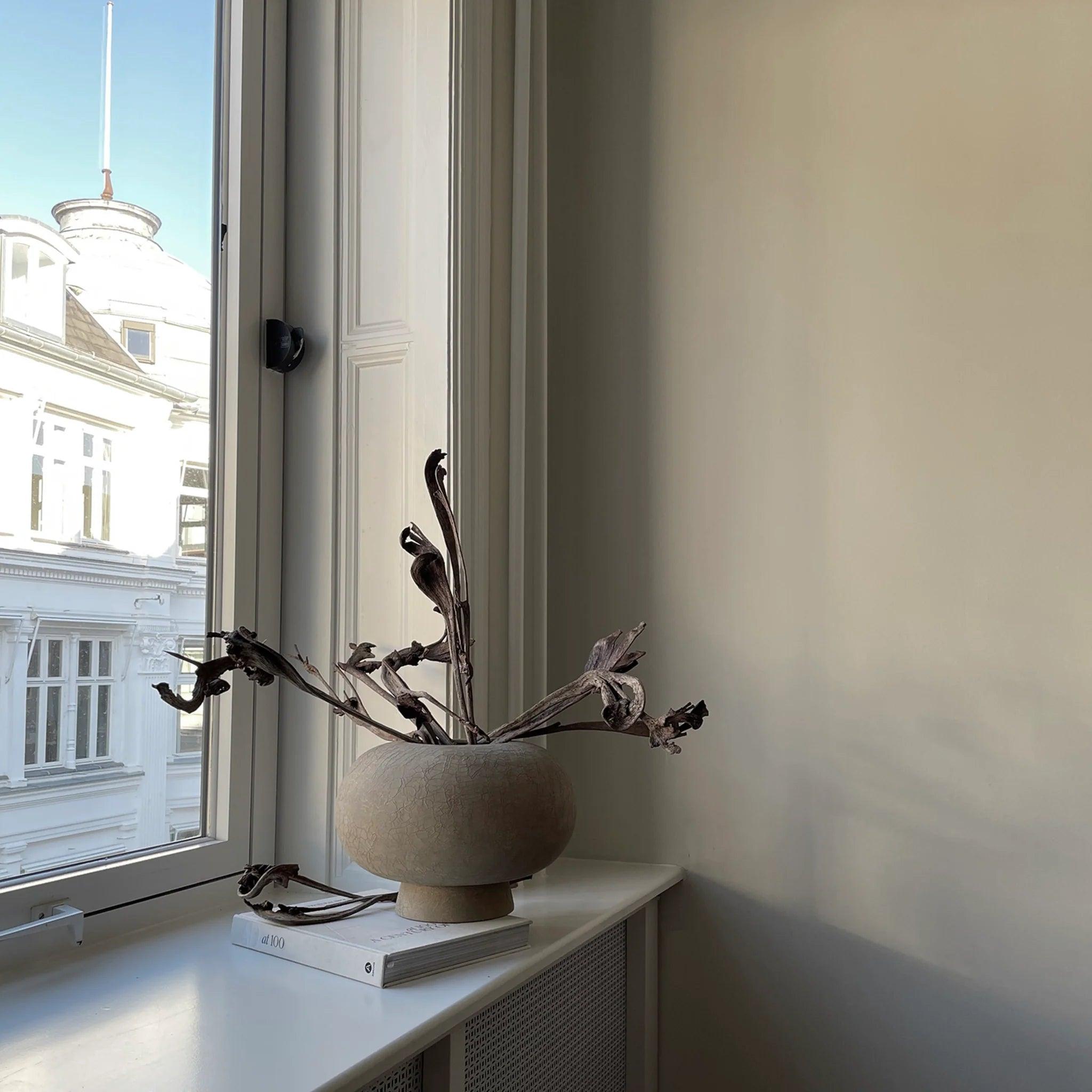 Wazon KABIN DEZATO piaskowy 101 Copenhagen Eye on Design