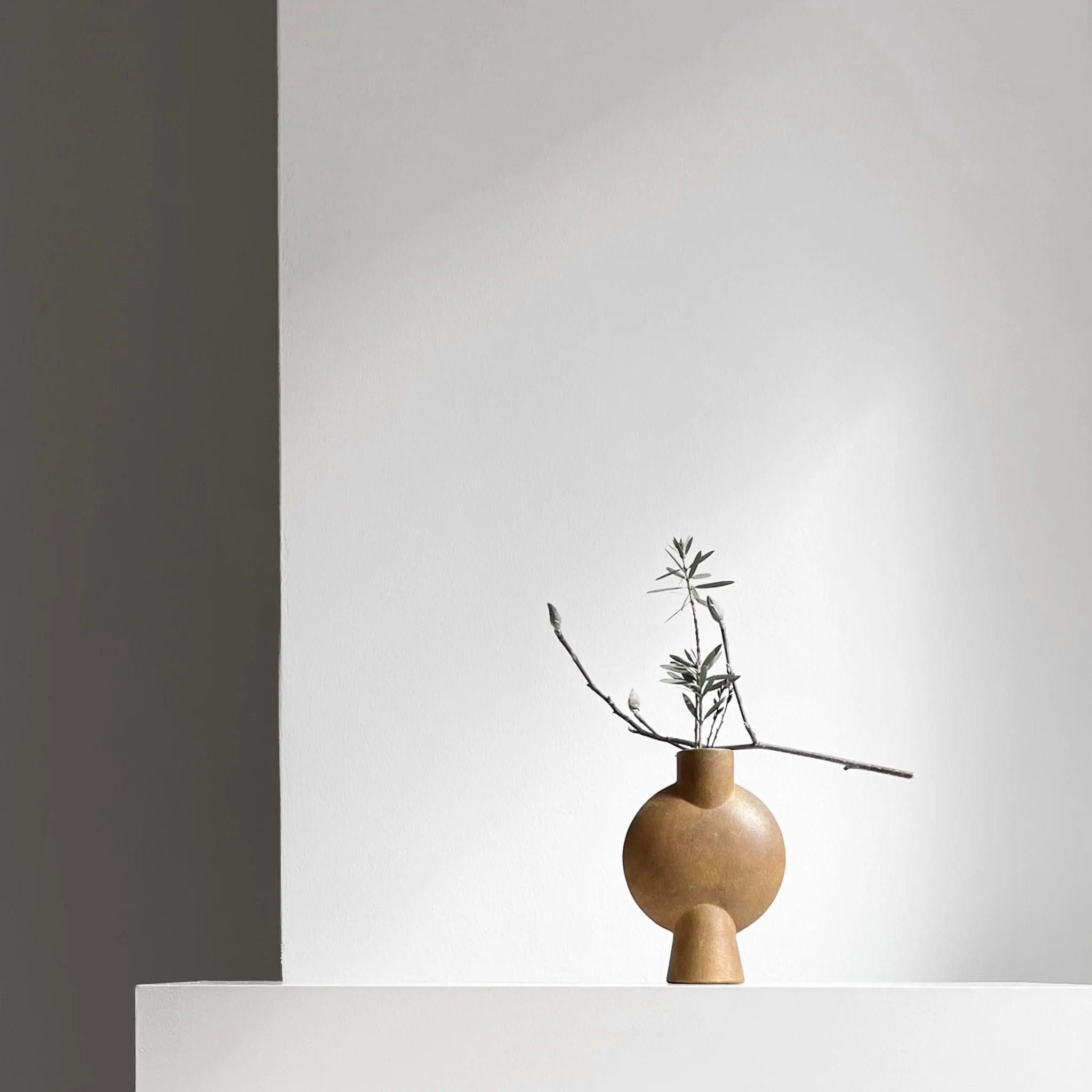 Wazon SPHERE BUBL ochra 101 Copenhagen Eye on Design