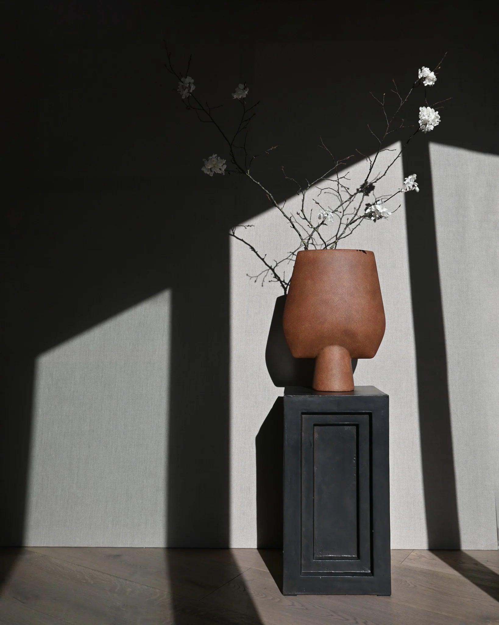 Wazon SPHERE SQUARE terakota 101 Copenhagen Eye on Design