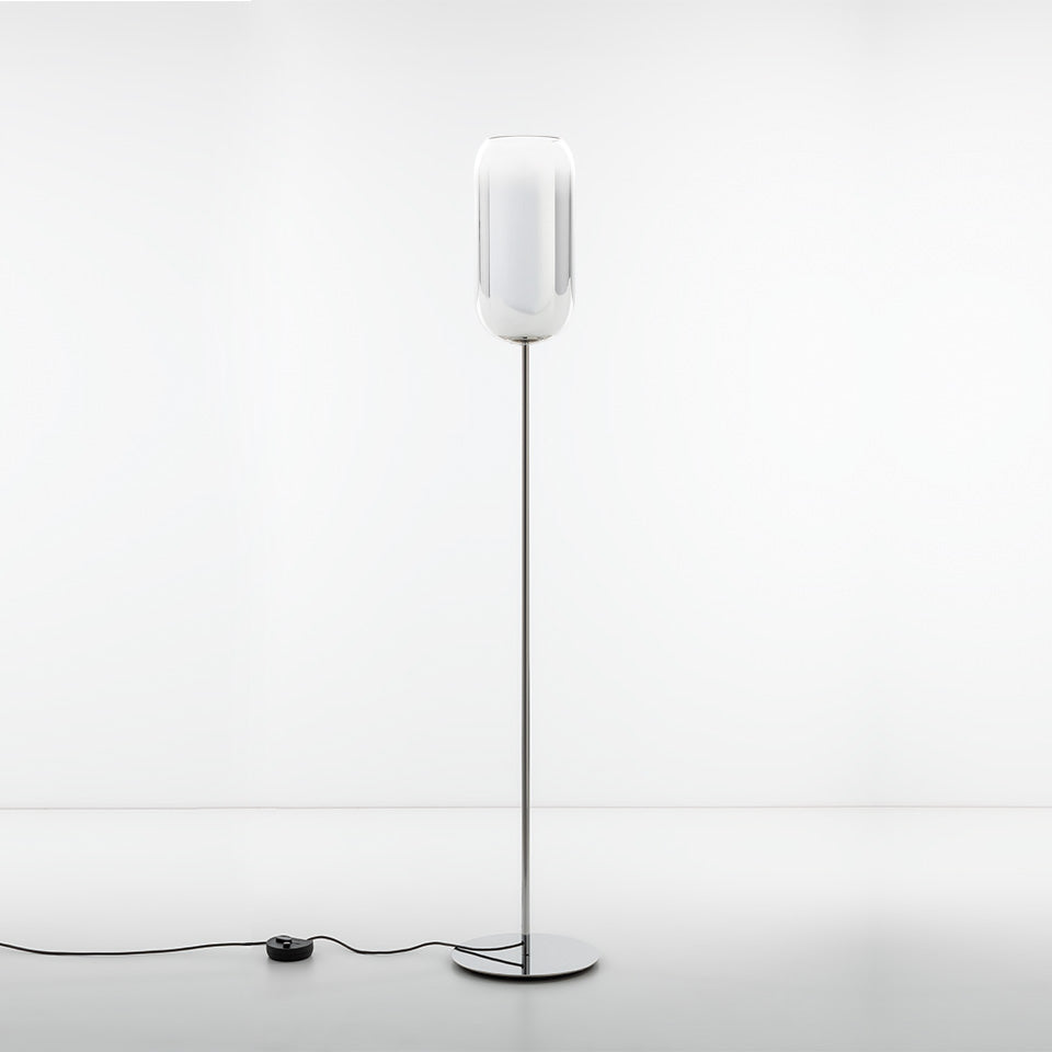 Stehlampe GOPLE silber mit silbernem Fuß
