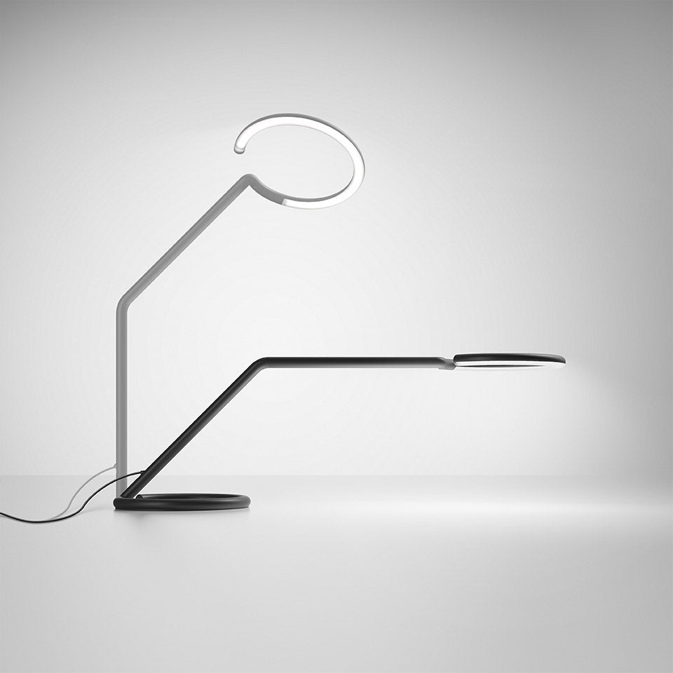 VINE LIGHT black table lamp