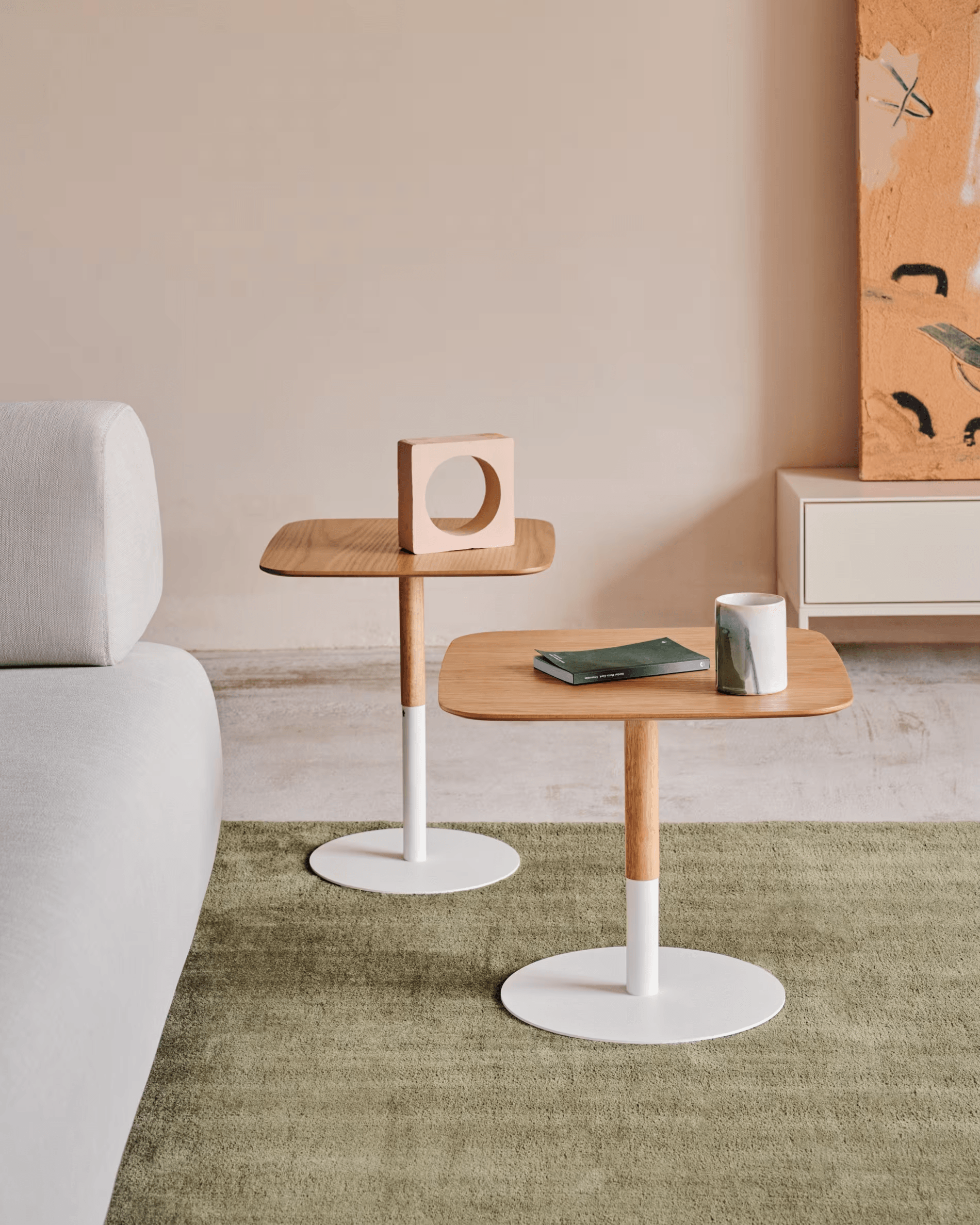 Zestaw kwadratowych stolików WATSE biały La Forma Eye on Design