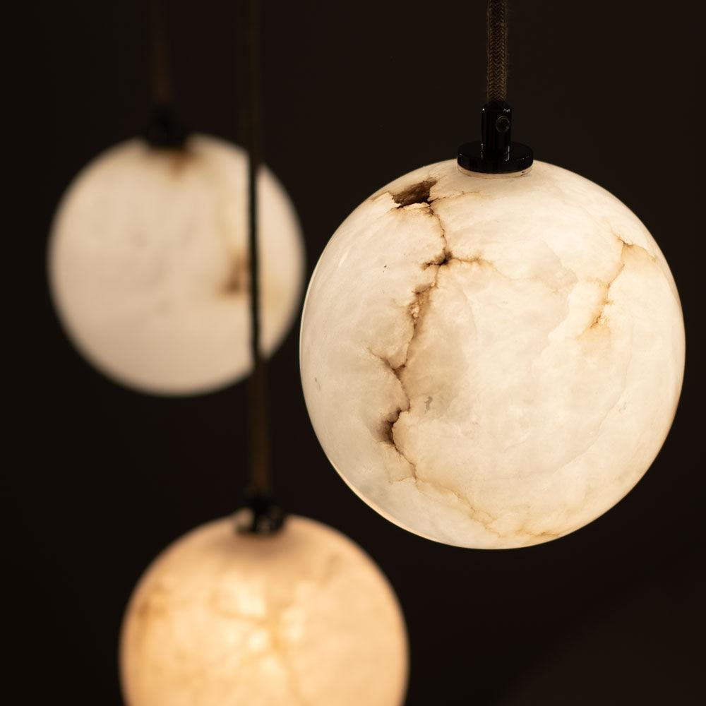 Żyrandol alabastrowy SELENE nikiel Embassy Interiors Eye on Design