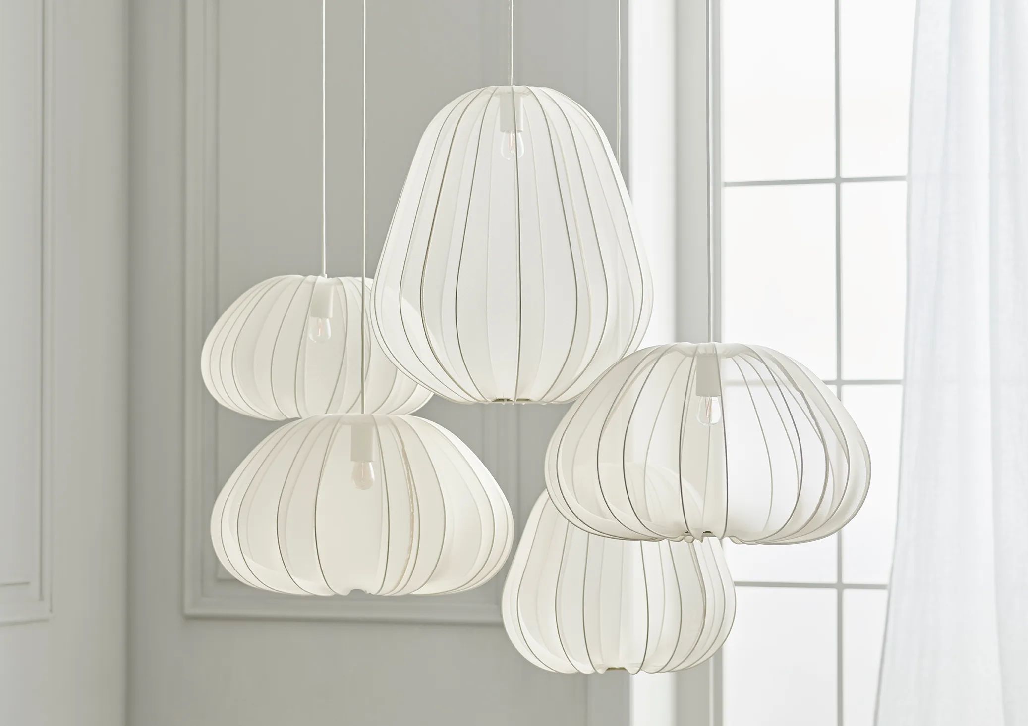 Lampy wiszące białe