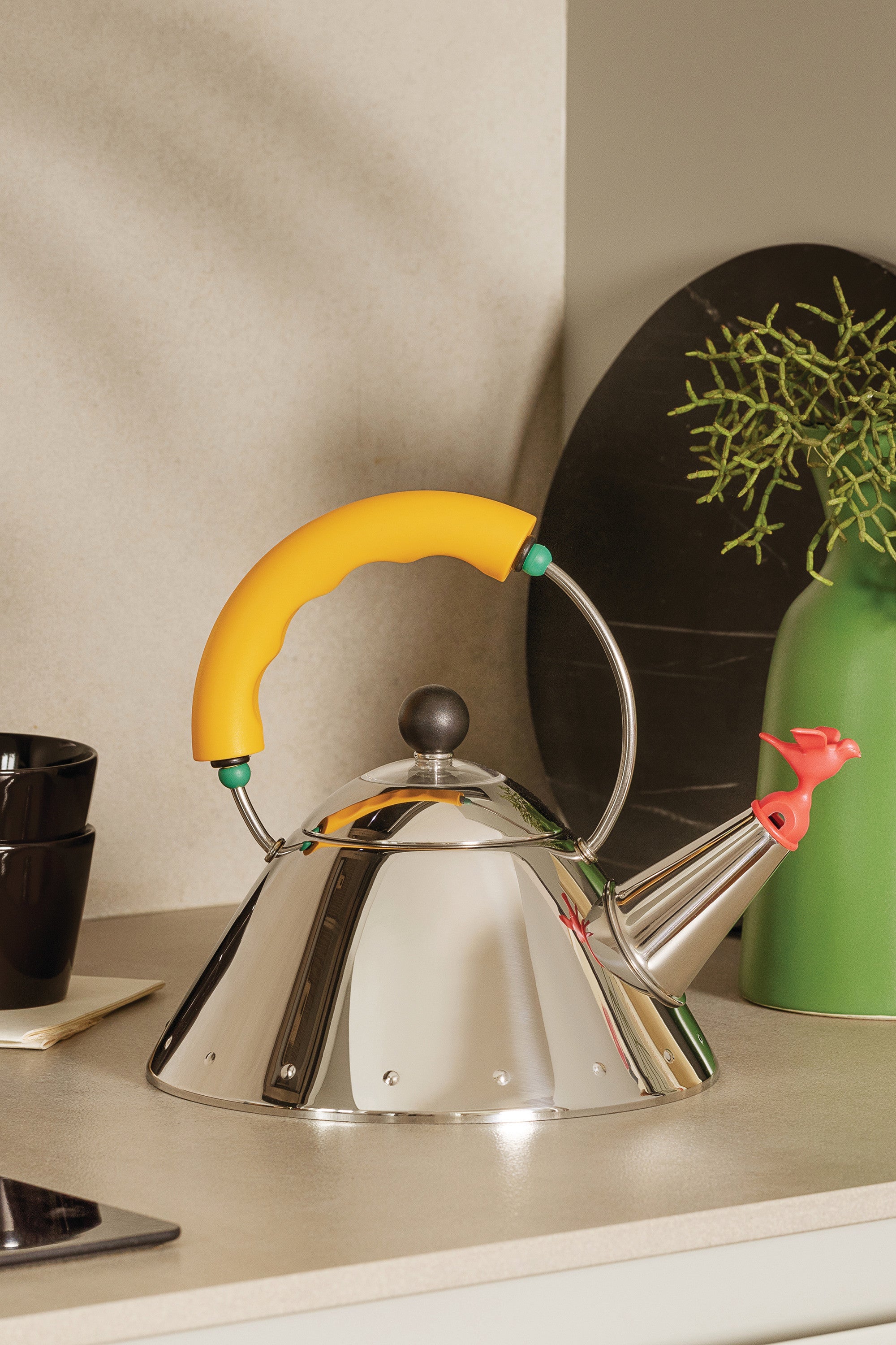 9093/1 silver induction kettle with yellow